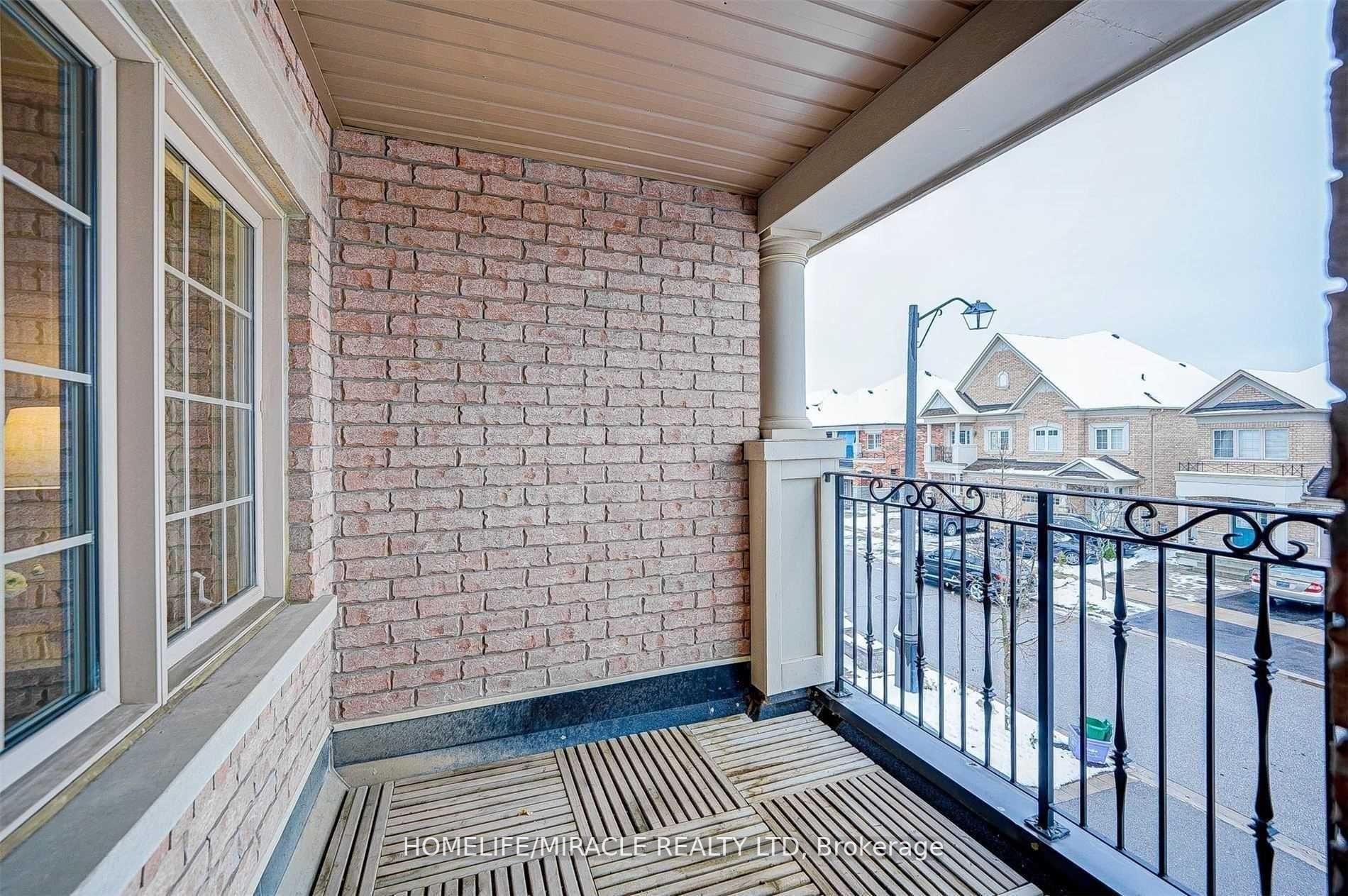 Photo 20 of 38 Ostrovsky Road, Vaughan, Vellore Village — HOMEH