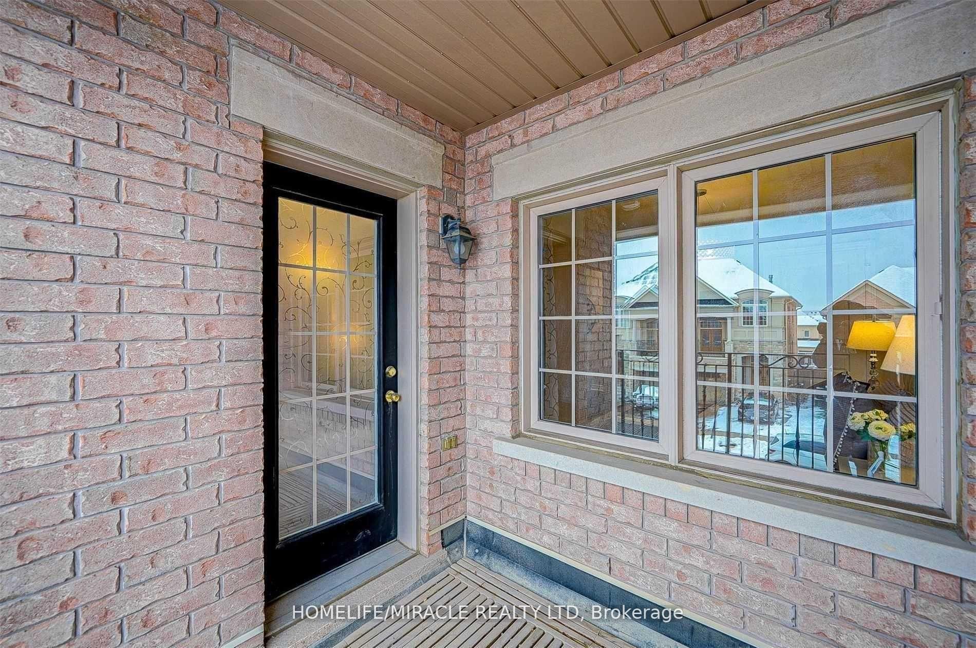 Photo 21 of 38 Ostrovsky Road, Vaughan, Vellore Village — HOMEH