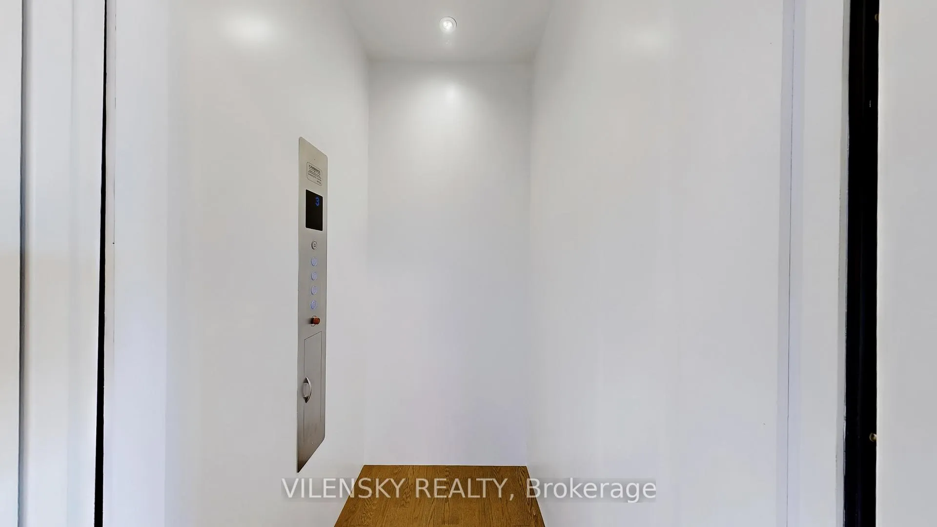 Photo 14 of 119 Golden Trail, Vaughan, Patterson — HOMEH