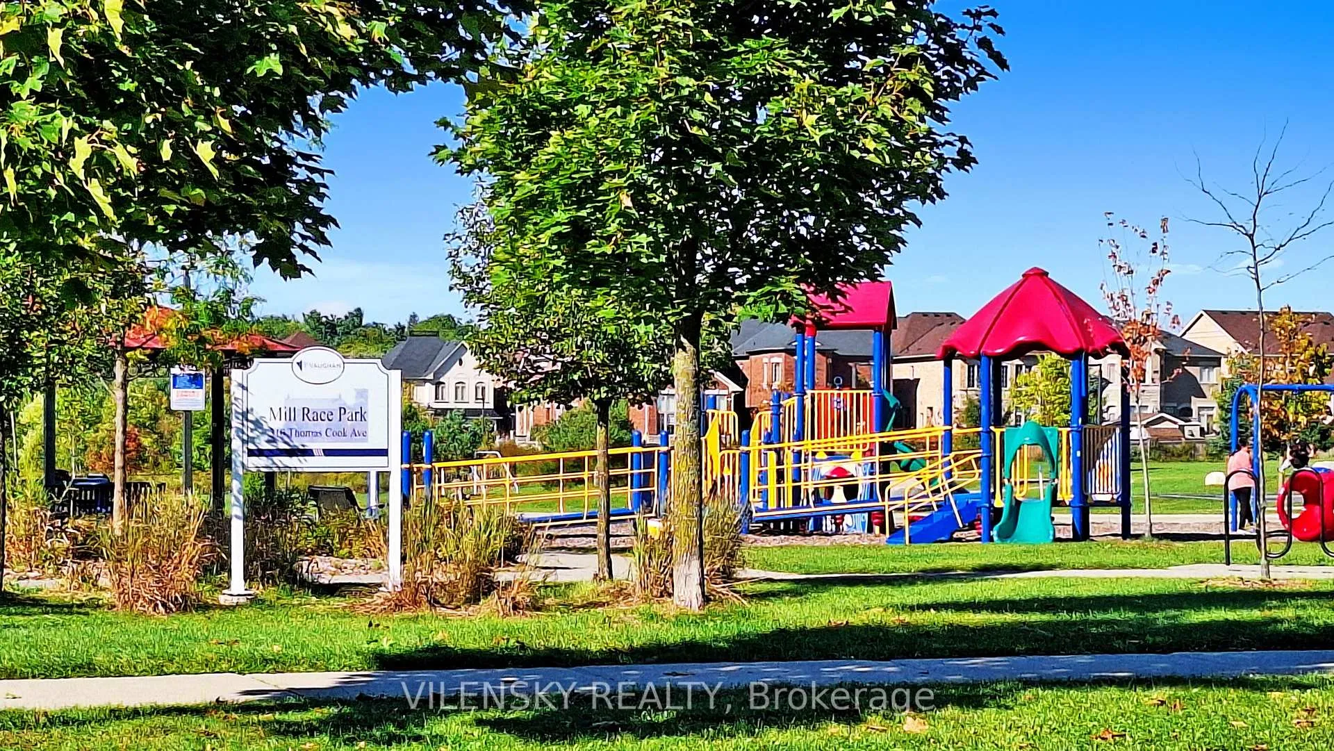 Photo 30 of 119 Golden Trail, Vaughan, Patterson — HOMEH