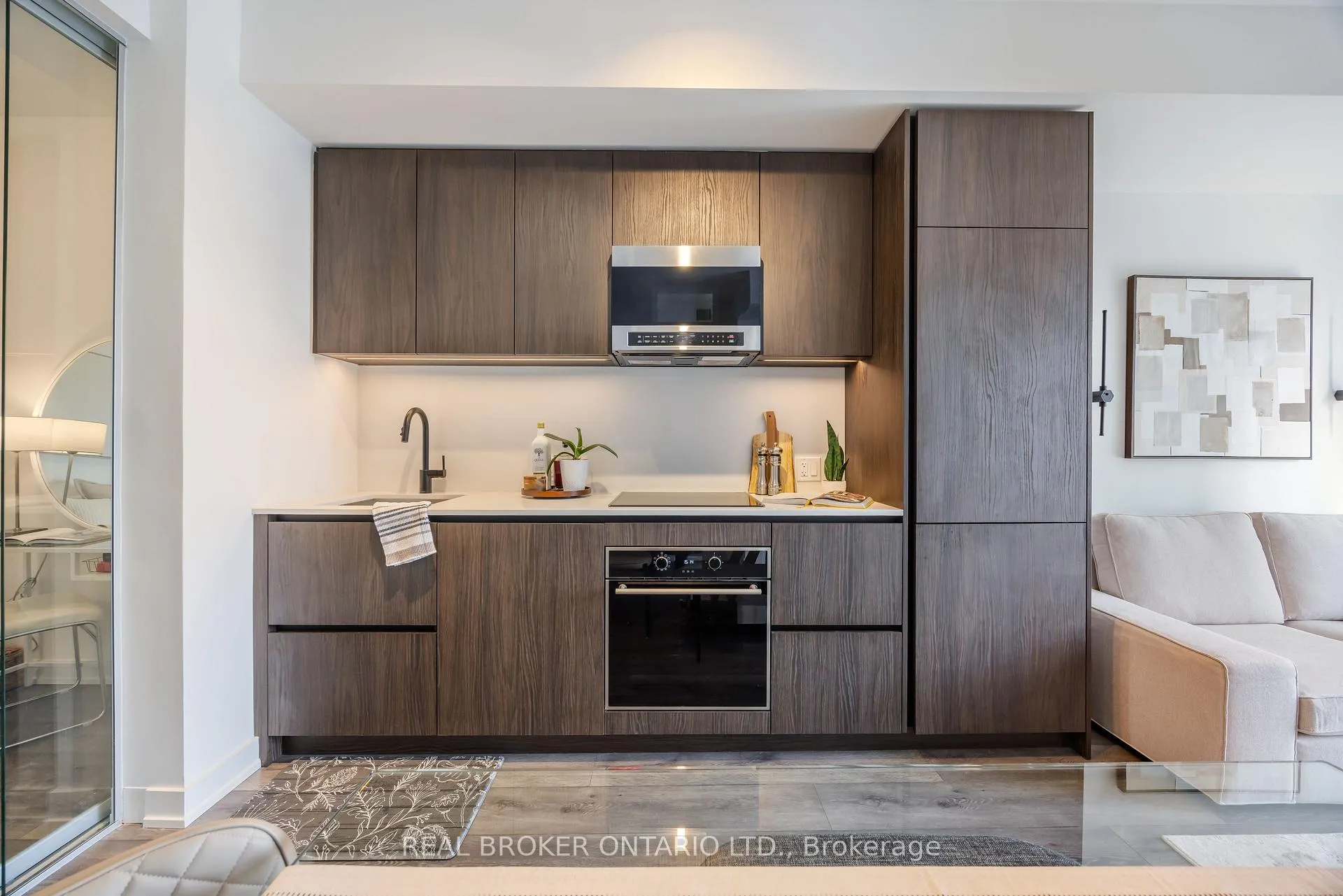 Photo 9 of Unit 2101S, 127 Broadway Ave, Toronto, Mount Pleasant West — HOMEH