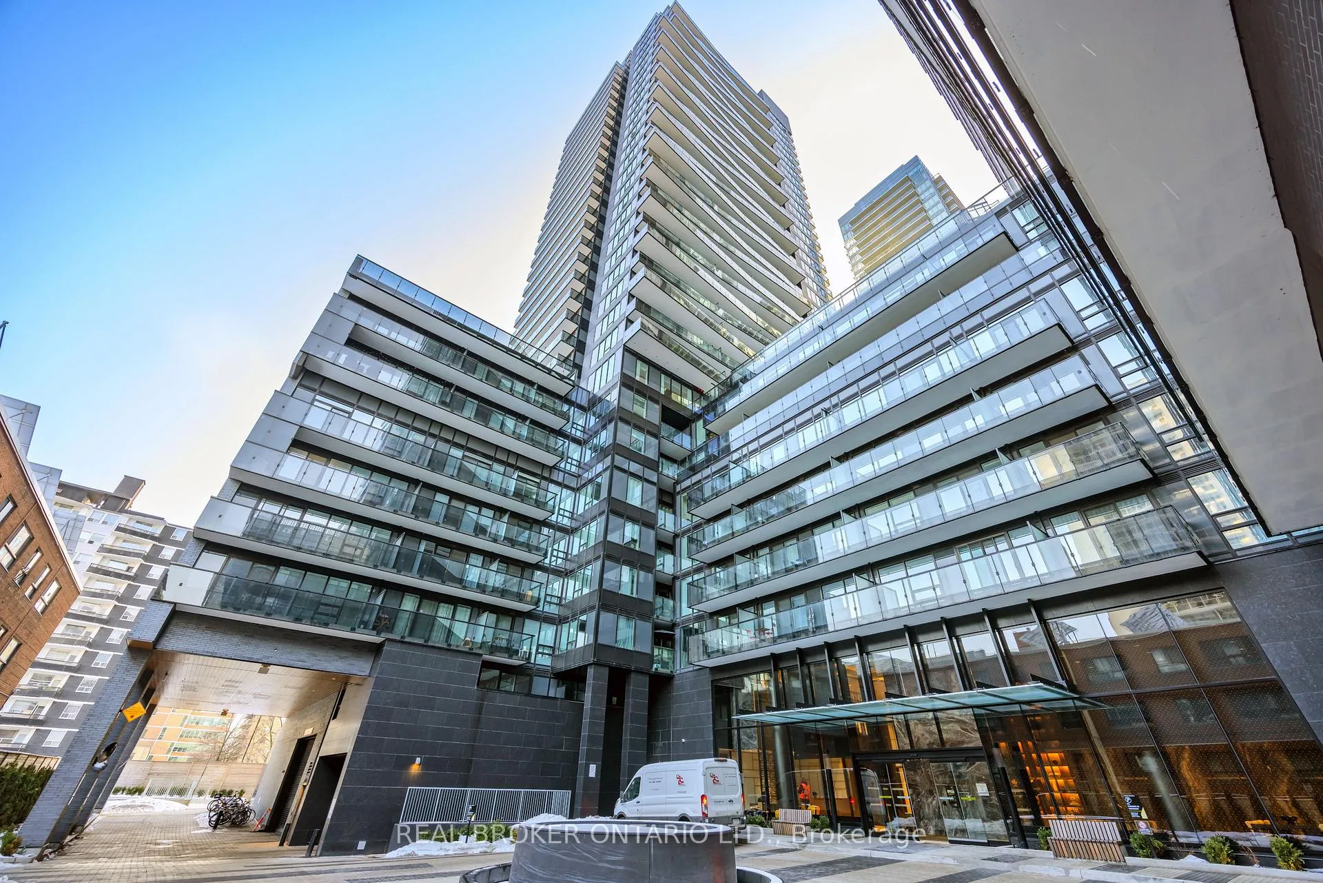 Photo 24 of Unit 2101S, 127 Broadway Ave, Toronto, Mount Pleasant West — HOMEH