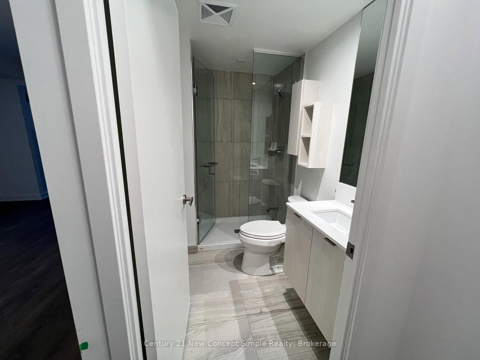 Photo 9 of Unit 3512, 195 Redpath Ave, Toronto, Mount Pleasant West — HOMEH