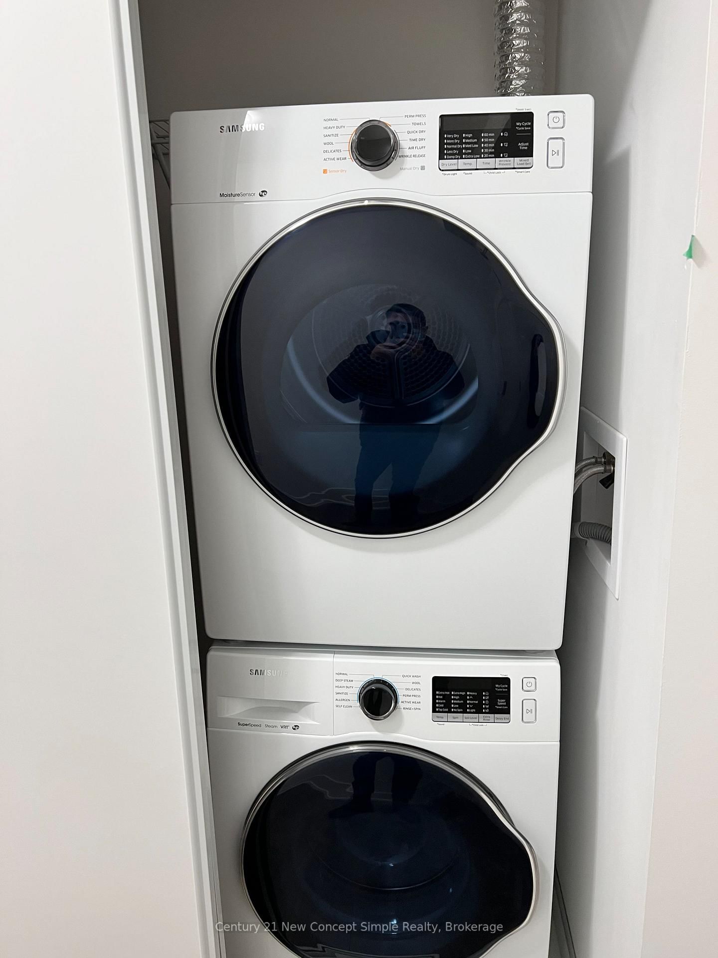 Photo 10 of Unit 3512, 195 Redpath Ave, Toronto, Mount Pleasant West — HOMEH