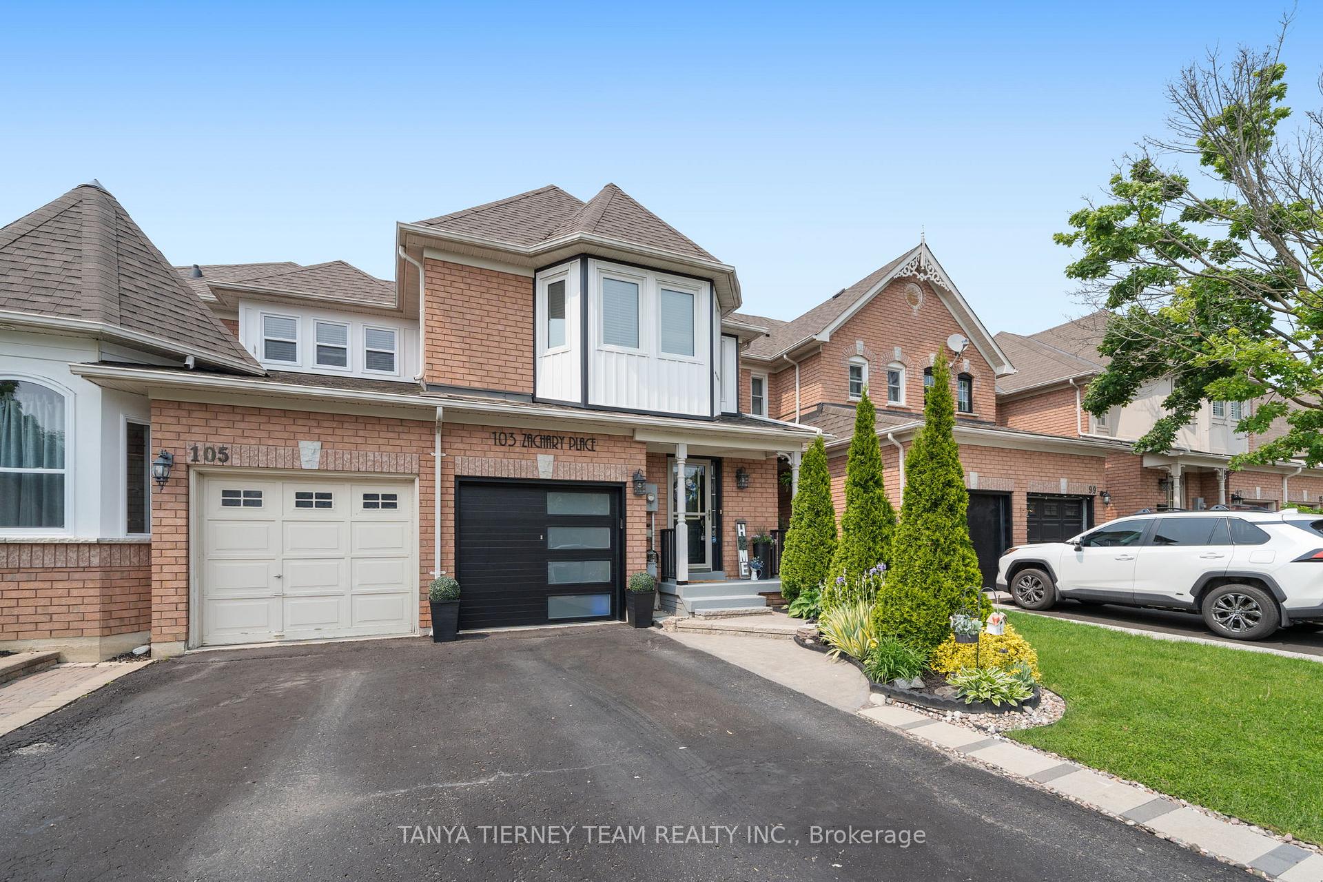 Photo 2 of 103 Zachary Place, Whitby, Brooklin — HOMEH