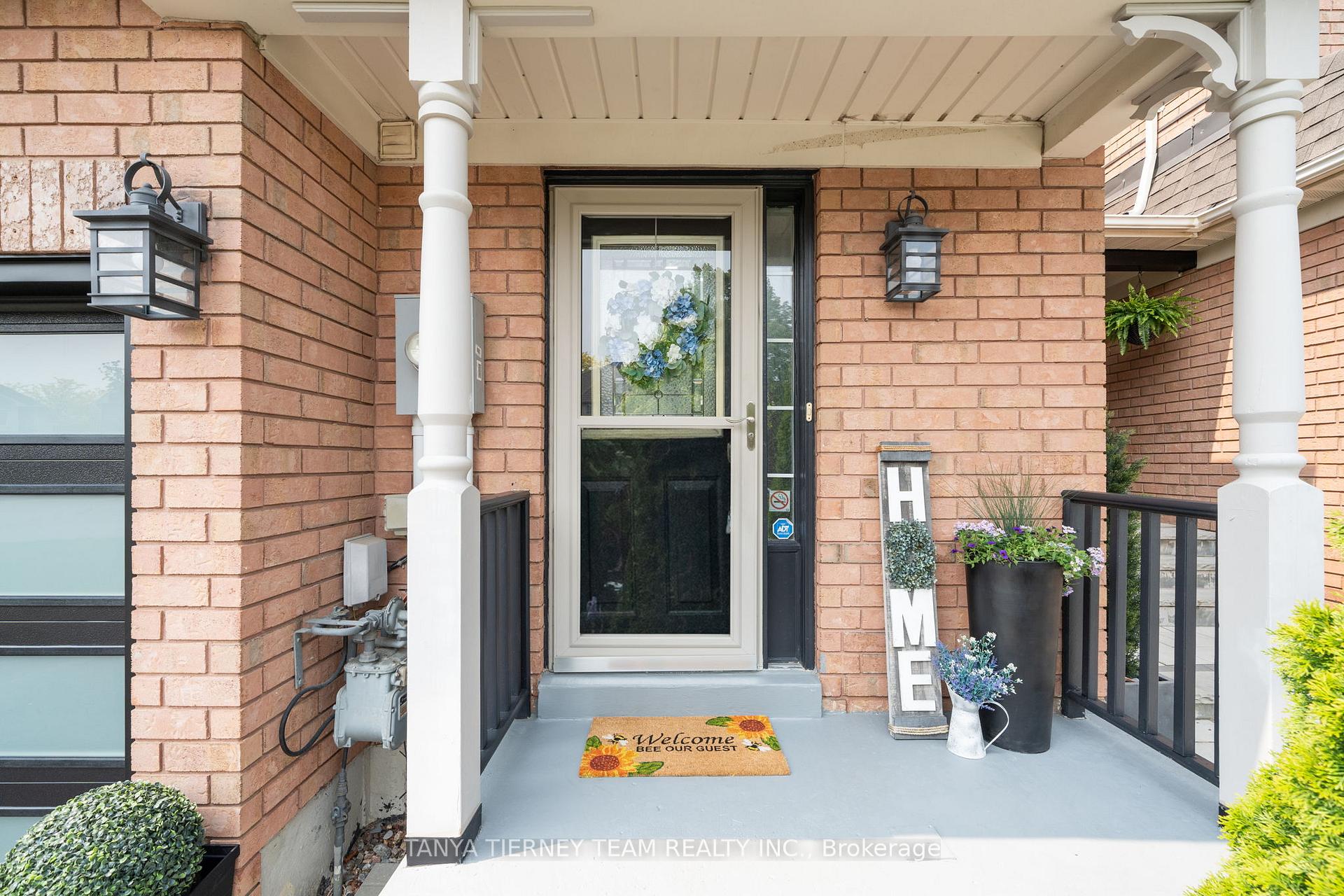 Photo 4 of 103 Zachary Place, Whitby, Brooklin — HOMEH