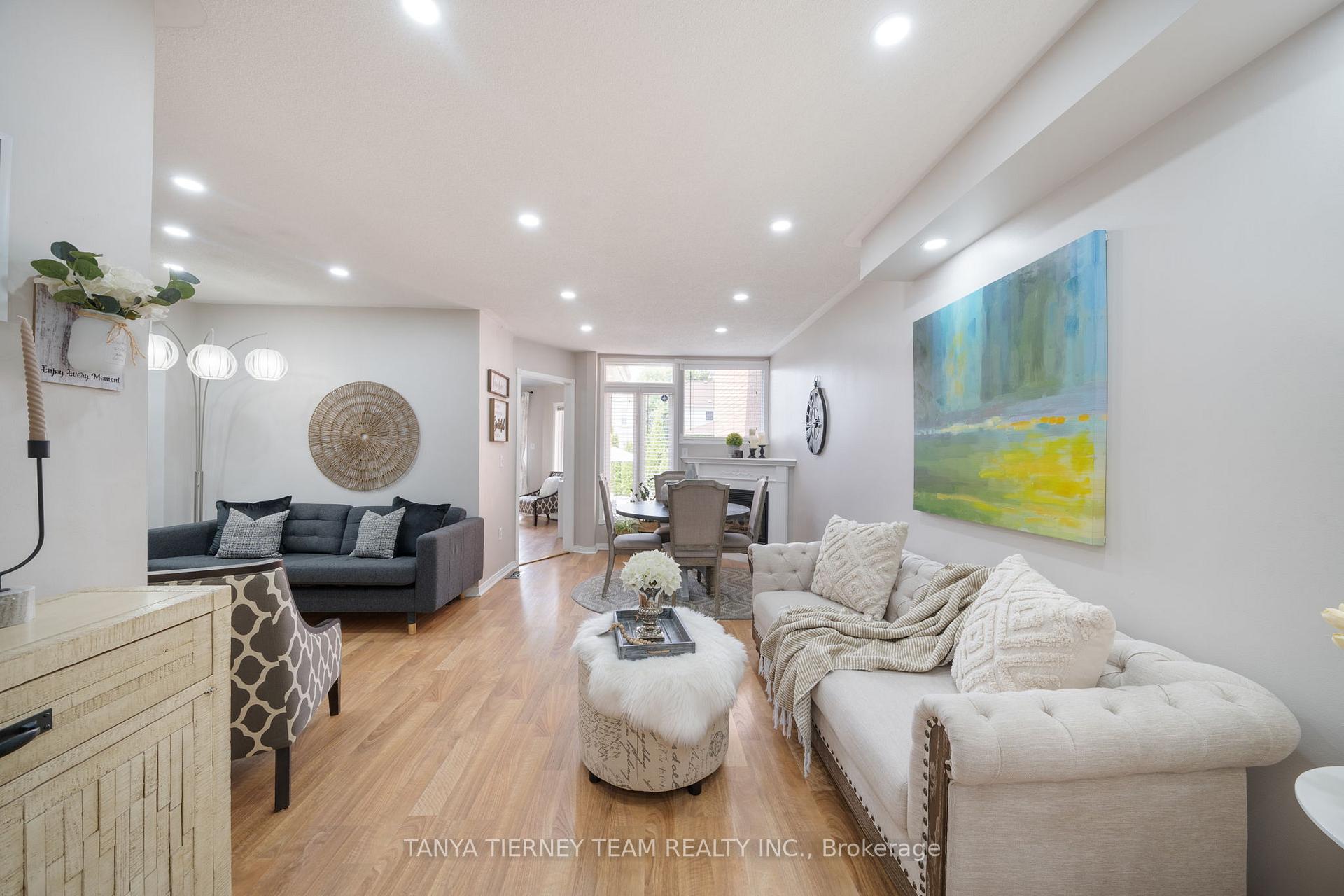 Photo 6 of 103 Zachary Place, Whitby, Brooklin — HOMEH