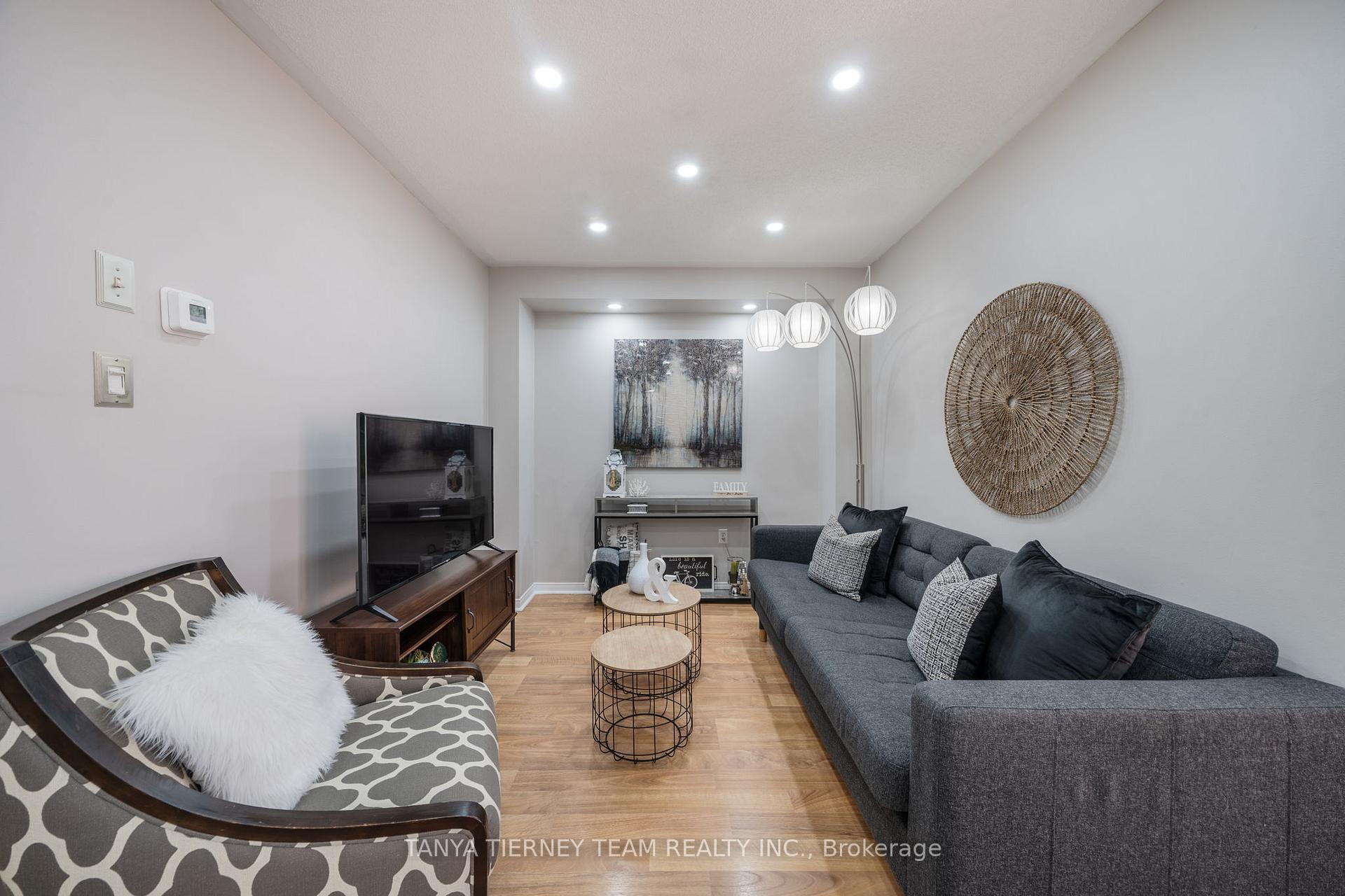 Photo 9 of 103 Zachary Place, Whitby, Brooklin — HOMEH