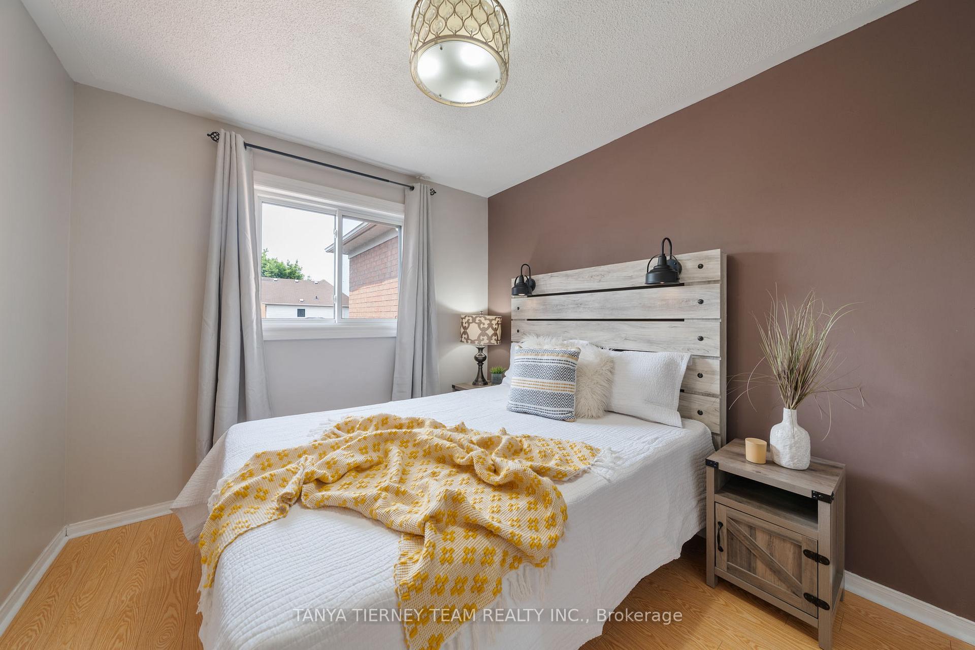 Photo 21 of 103 Zachary Place, Whitby, Brooklin — HOMEH