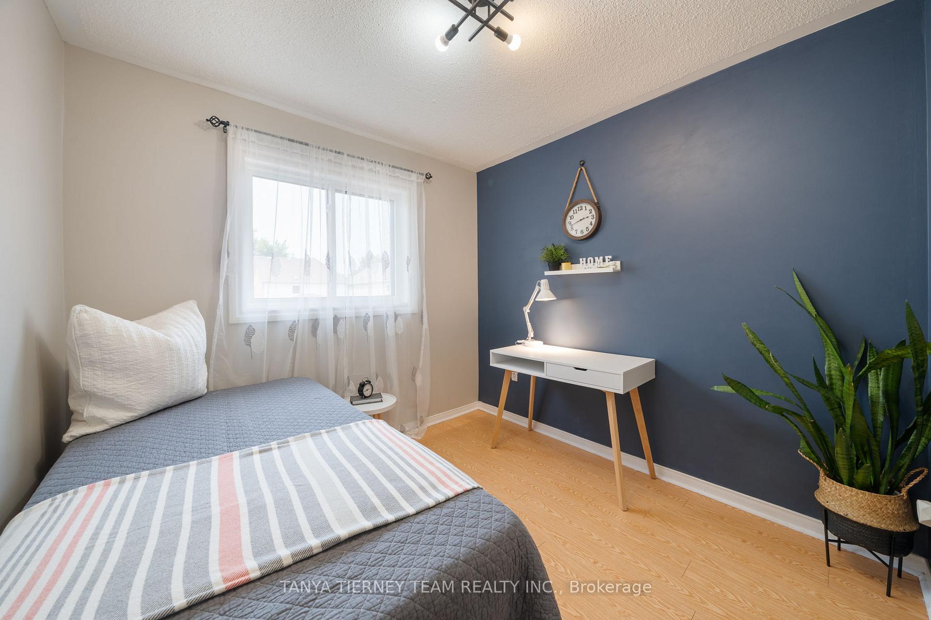 Photo 25 of 103 Zachary Place, Whitby, Brooklin — HOMEH