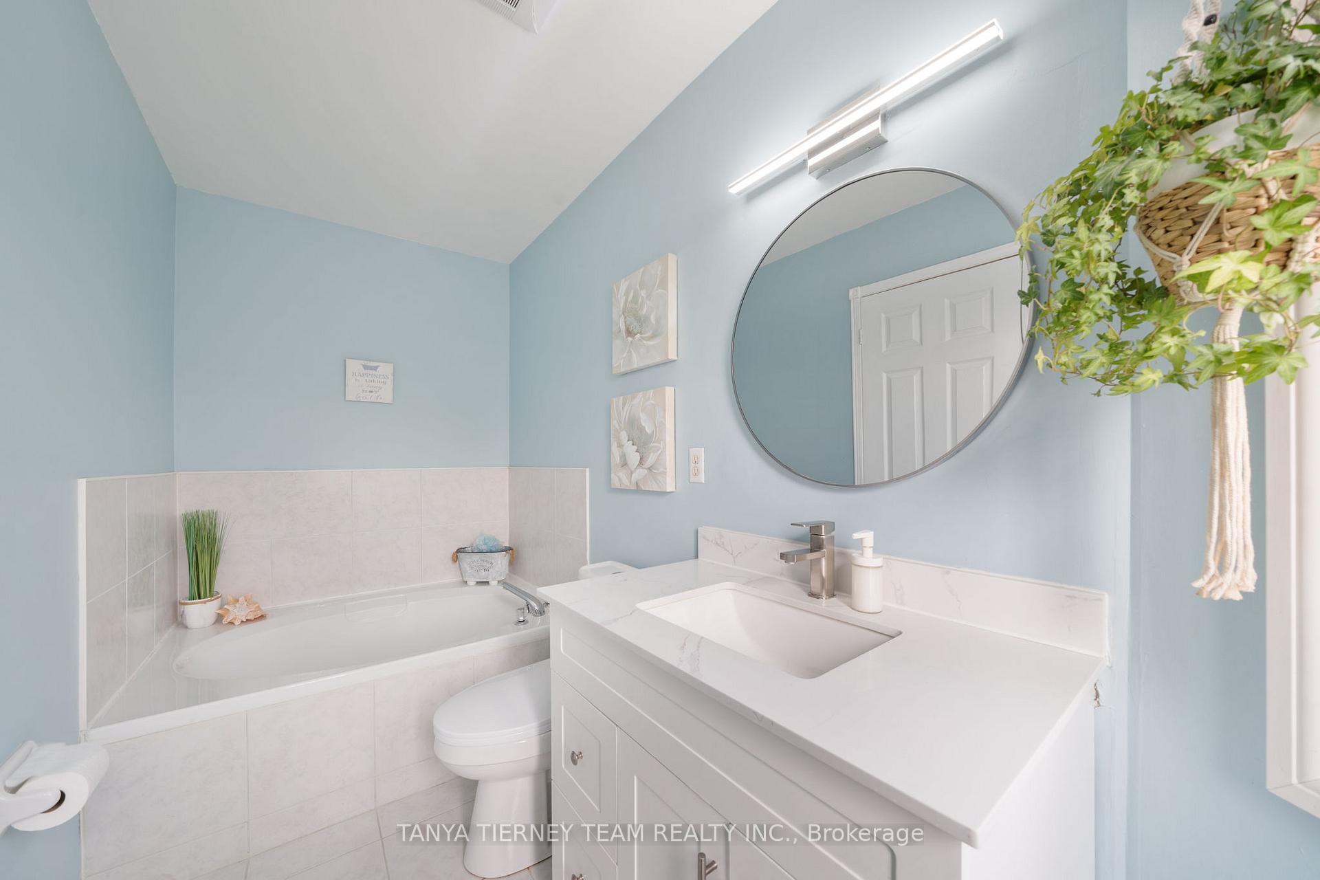 Photo 30 of 103 Zachary Place, Whitby, Brooklin — HOMEH