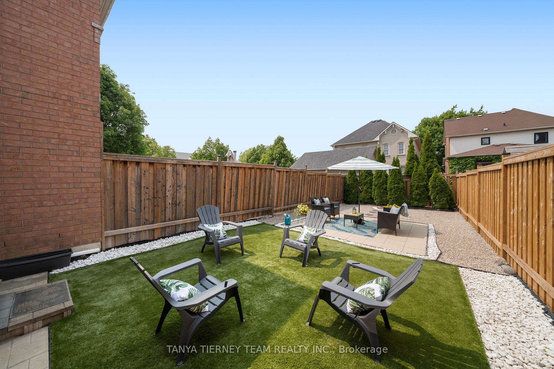 Photo 33 of 103 Zachary Place, Whitby, Brooklin — HOMEH