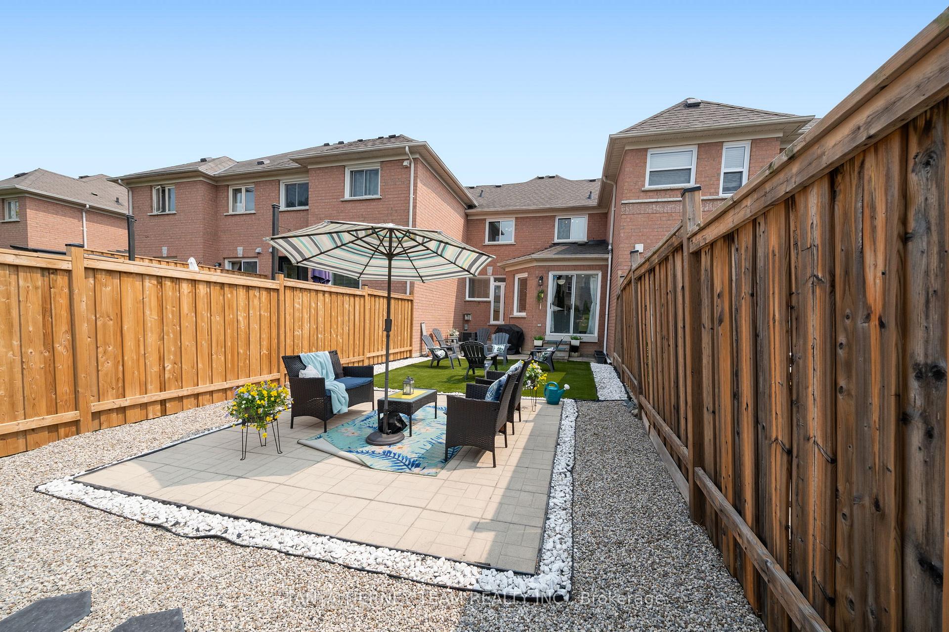 Photo 37 of 103 Zachary Place, Whitby, Brooklin — HOMEH