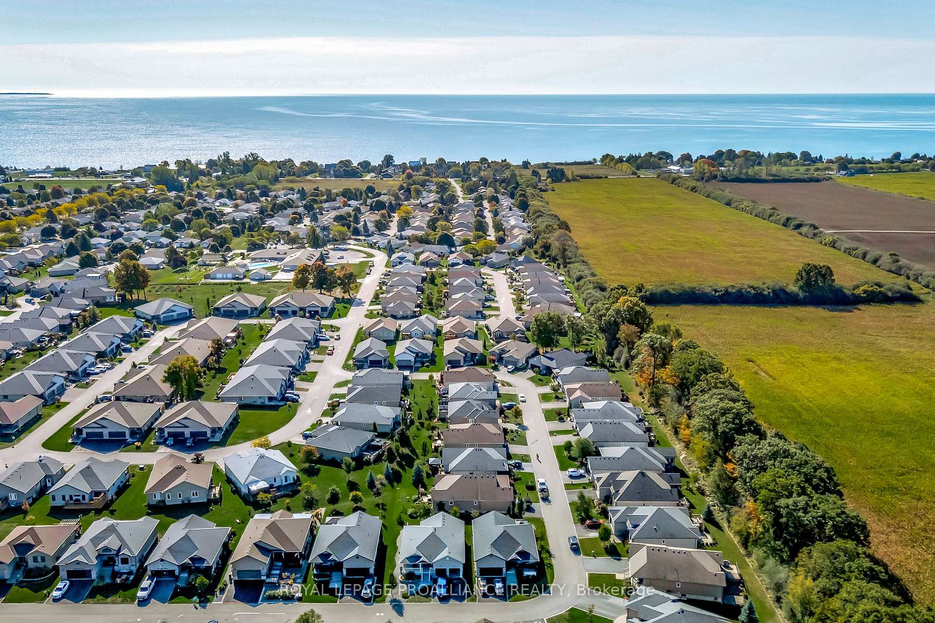 Photo 3 of 10 Conger Drive, Prince Edward County, Wellington Ward — HOMEH