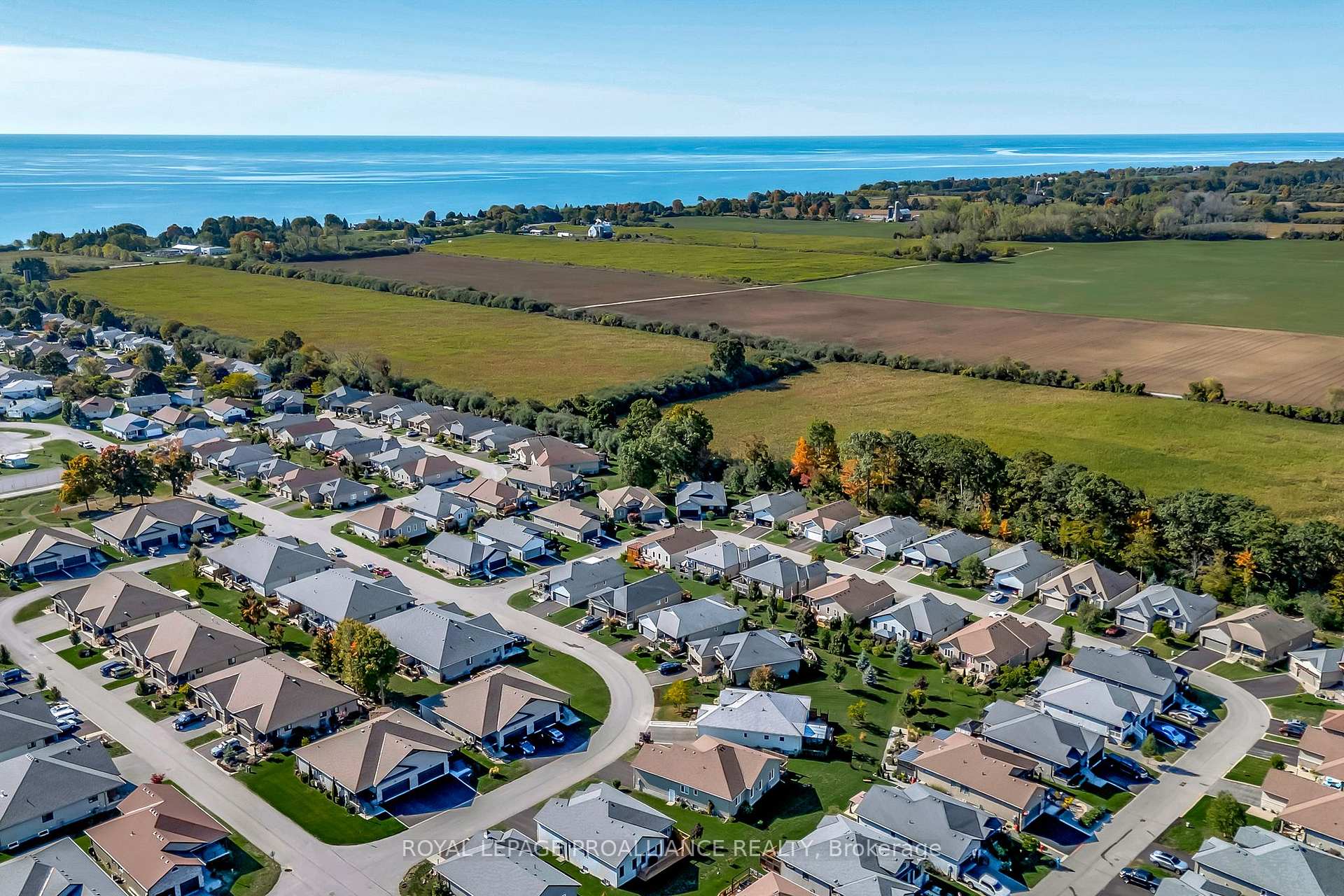 Photo 4 of 10 Conger Drive, Prince Edward County, Wellington Ward — HOMEH