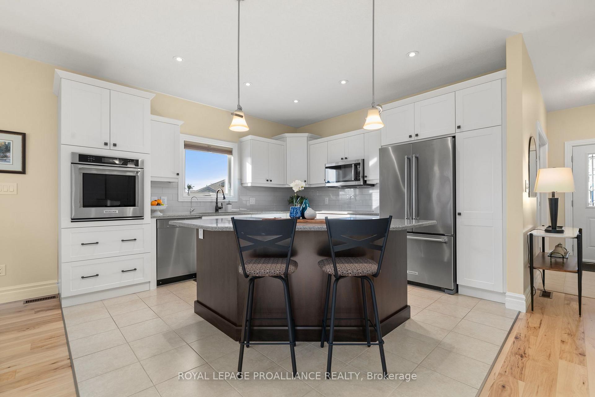 Photo 21 of 10 Conger Drive, Prince Edward County, Wellington Ward — HOMEH