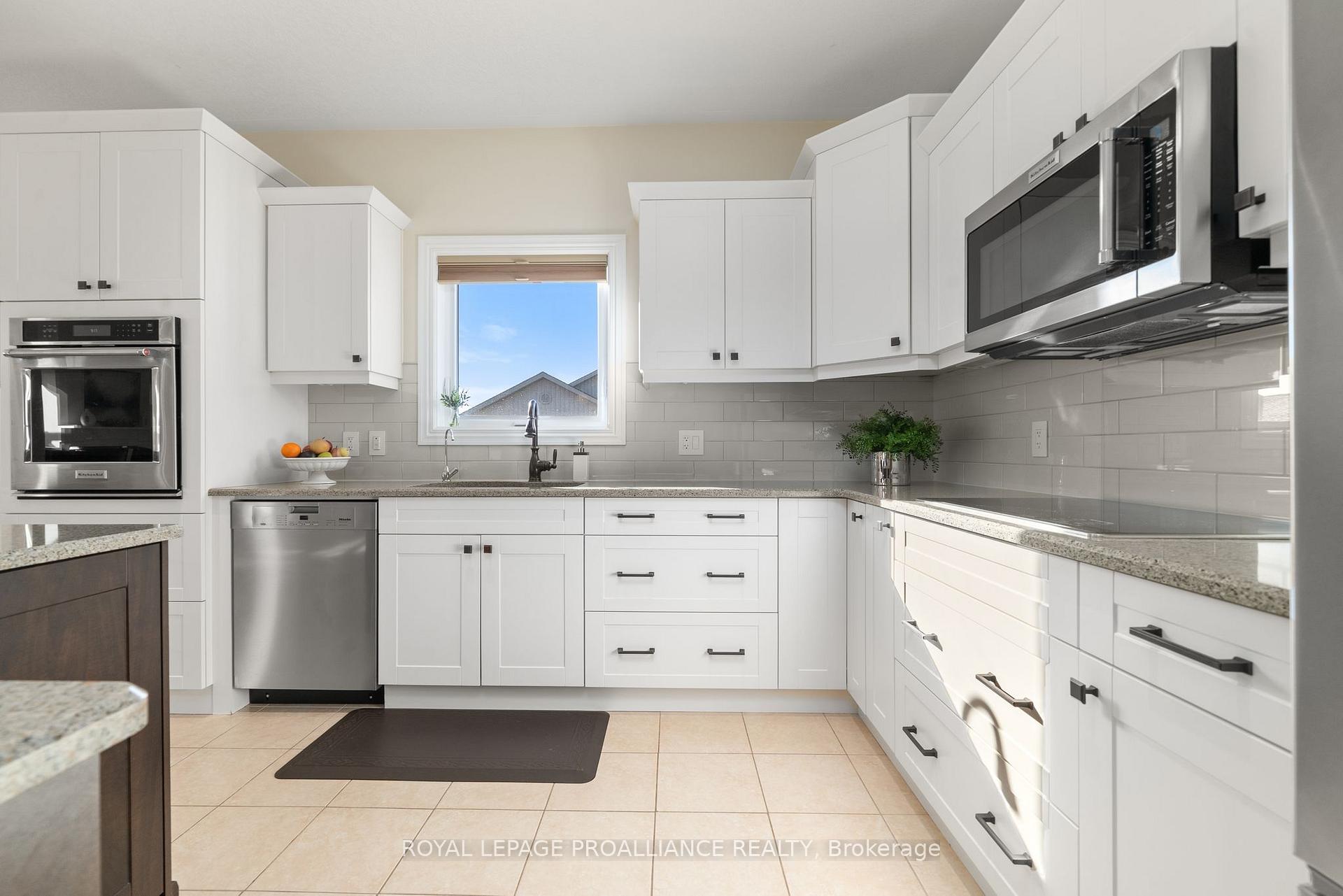 Photo 22 of 10 Conger Drive, Prince Edward County, Wellington Ward — HOMEH