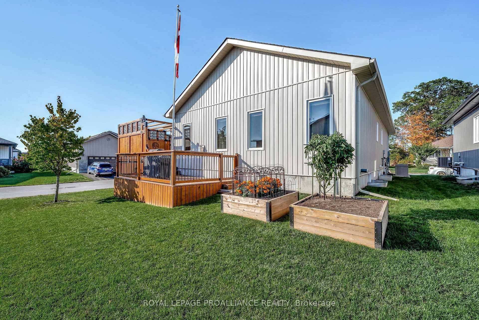 Photo 41 of 10 Conger Drive, Prince Edward County, Wellington Ward — HOMEH