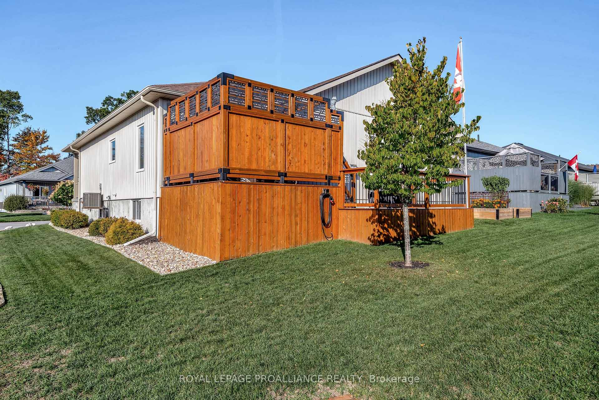 Photo 43 of 10 Conger Drive, Prince Edward County, Wellington Ward — HOMEH