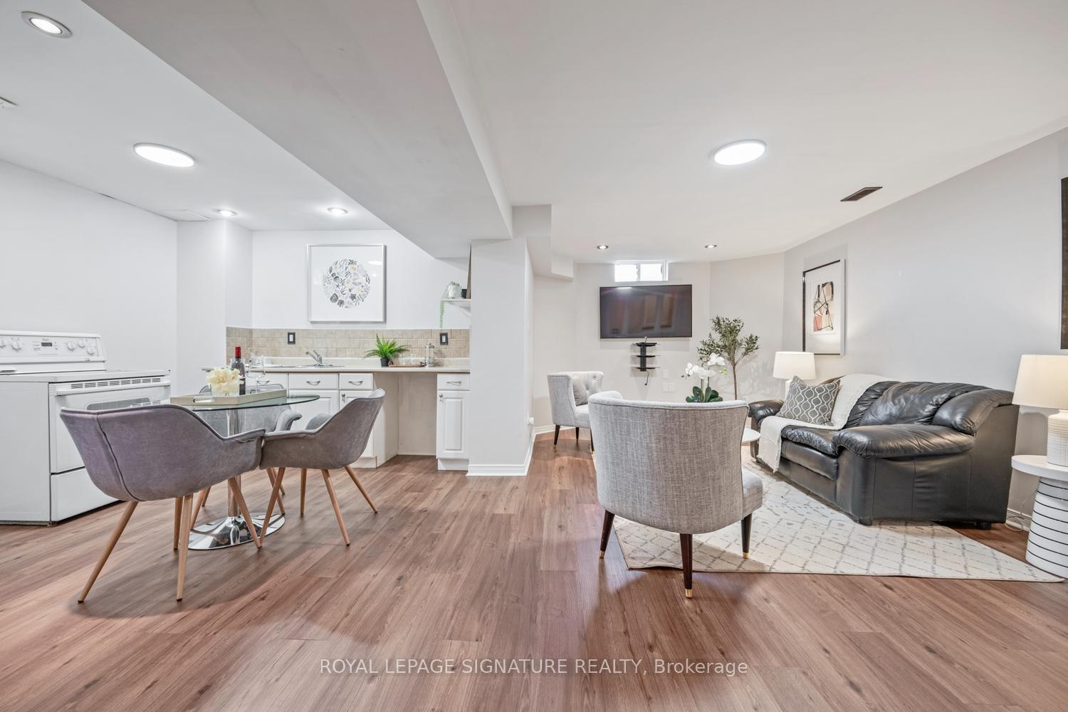 Photo 23 of 6 Lurosa Crescent, Whitby, Taunton North — HOMEH
