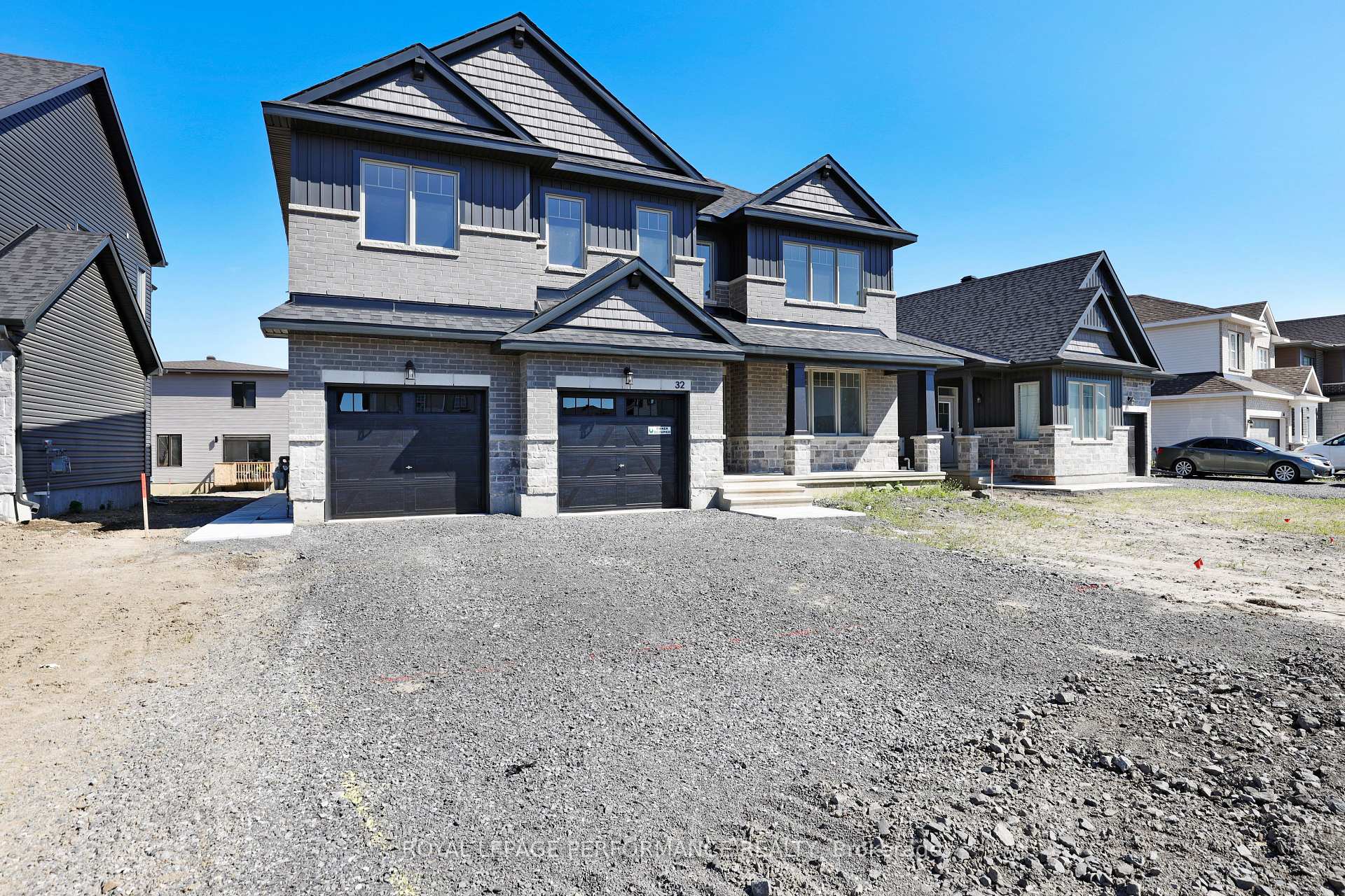 Photo 5 of Unit A, 32 Dun Skipper Way, Ottawa, Blossom Park/Kemp Park/Findlay Creek — HOMEH
