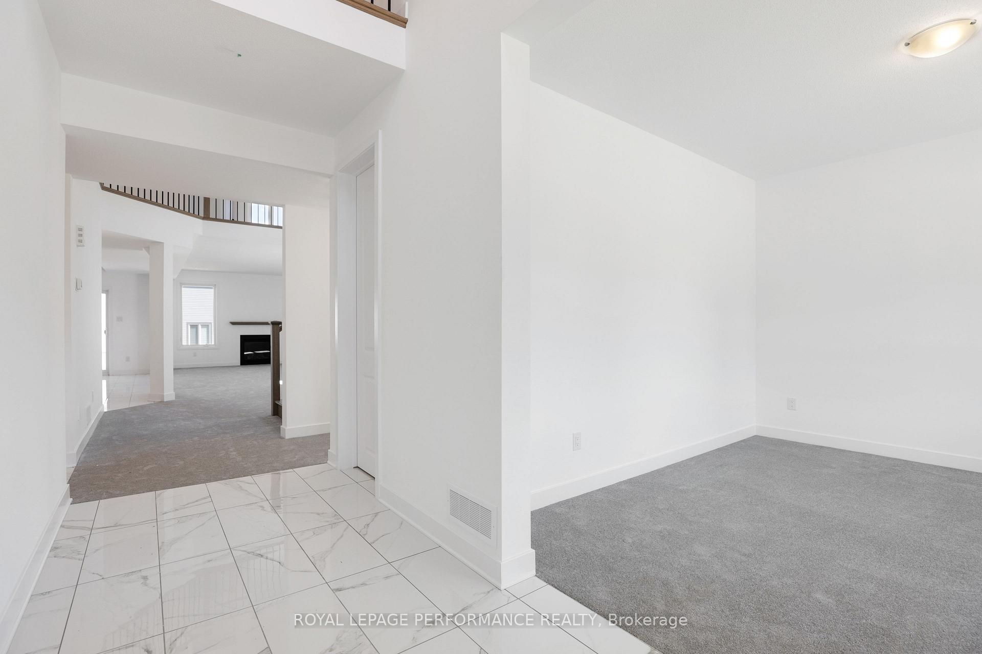 Photo 4 of Unit A, 32 Dun Skipper Way, Ottawa, Blossom Park/Kemp Park/Findlay Creek — HOMEH