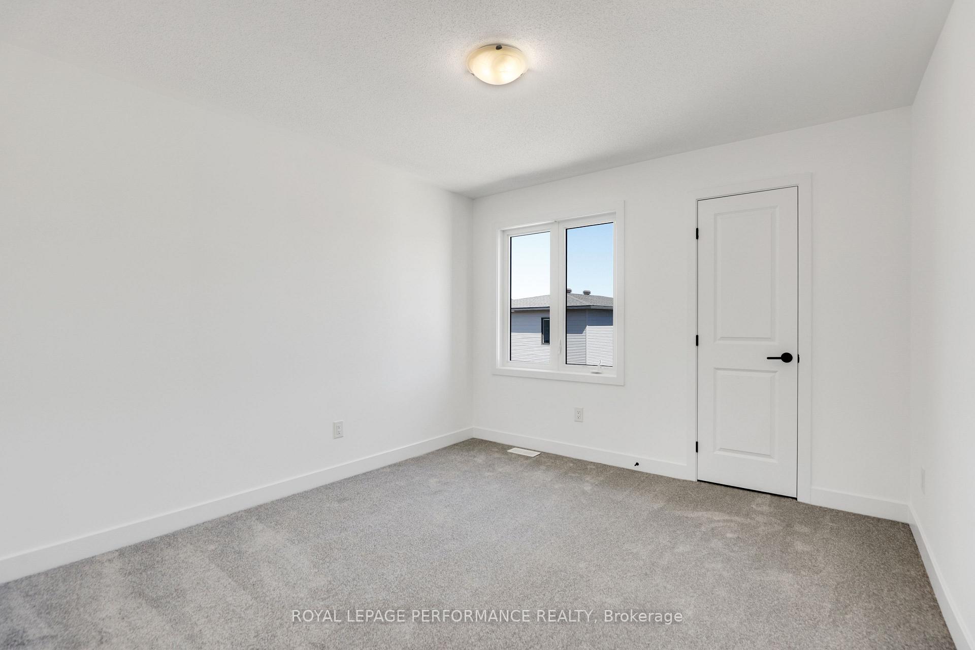 Photo 29 of Unit A, 32 Dun Skipper Way, Ottawa, Blossom Park/Kemp Park/Findlay Creek — HOMEH