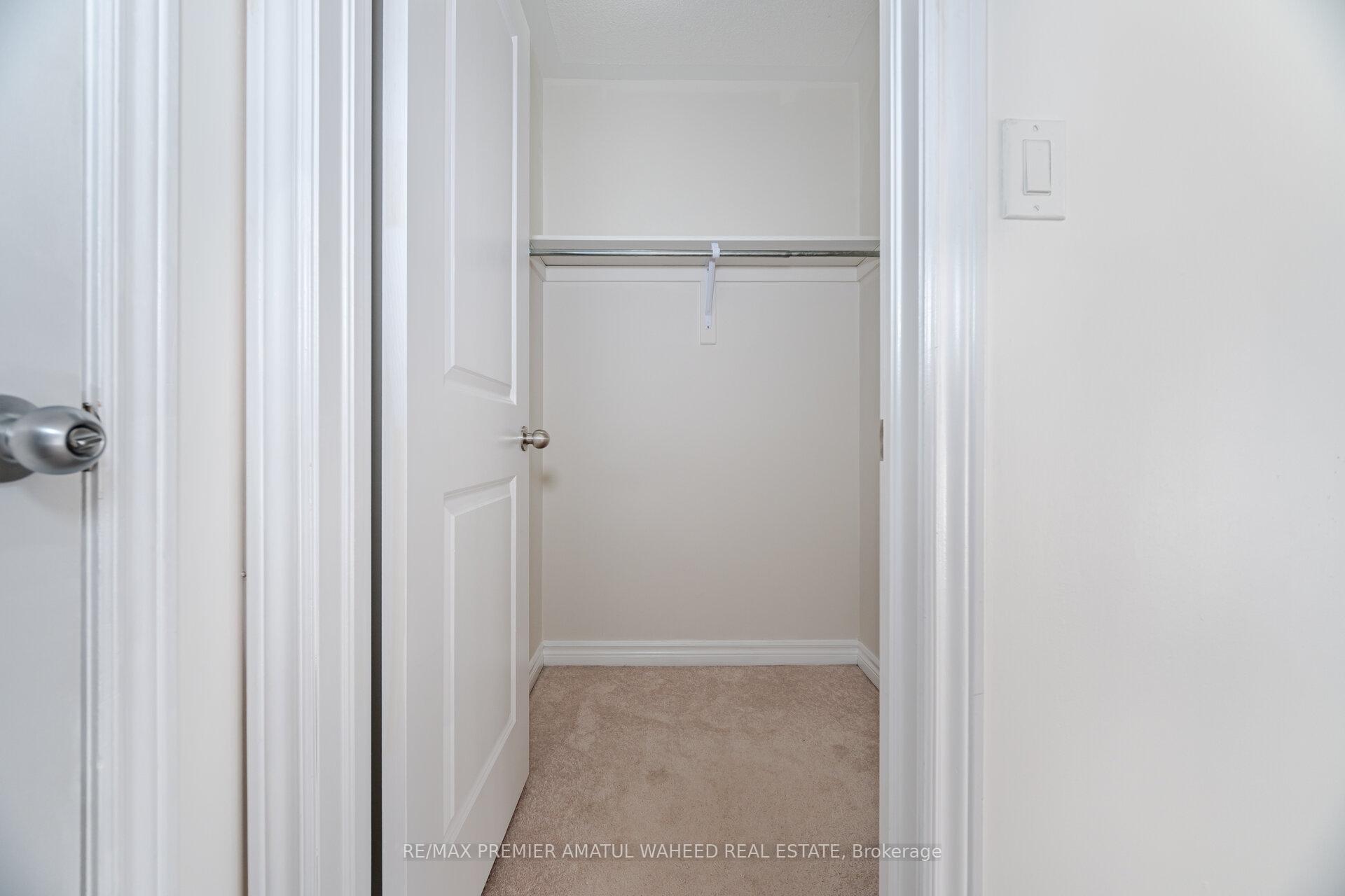Photo 29 of 67 Farooq Boulevard, Vaughan, Vellore Village — HOMEH
