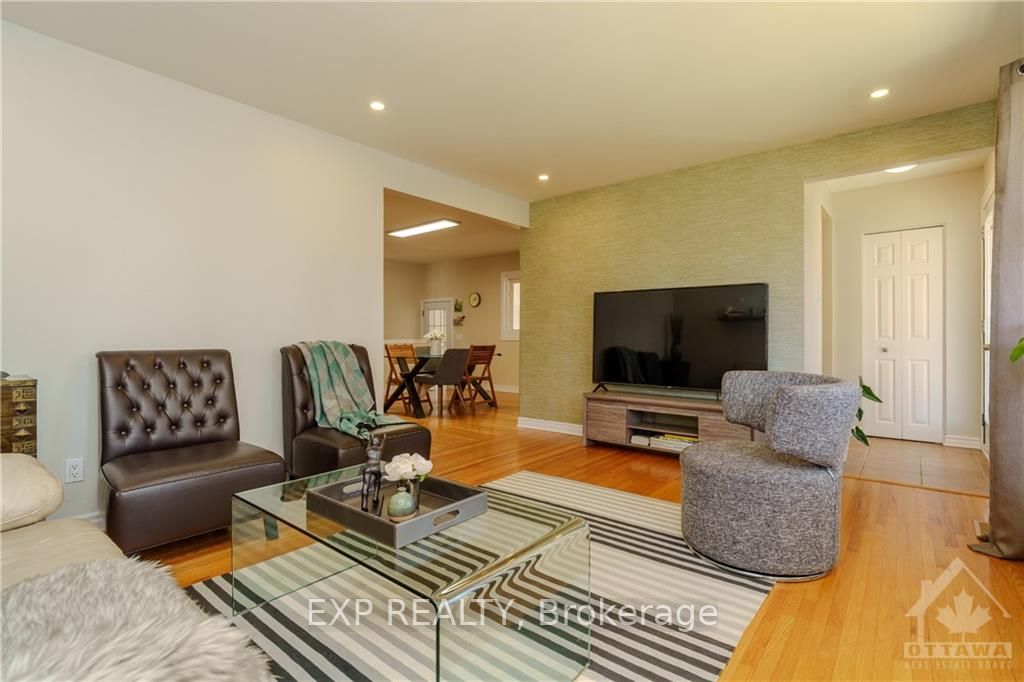 Photo 9 of 1978 Featherston Drive, Ottawa, Guildwood Estates - Urbandale Acres — HOMEH