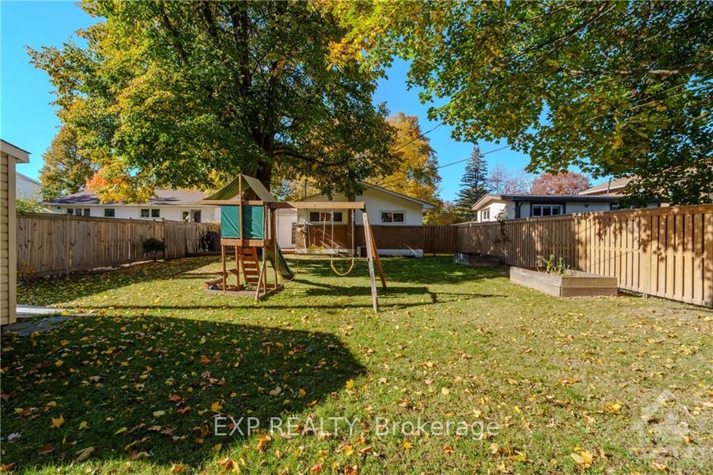 Photo 29 of 1978 Featherston Drive, Ottawa, Guildwood Estates - Urbandale Acres — HOMEH