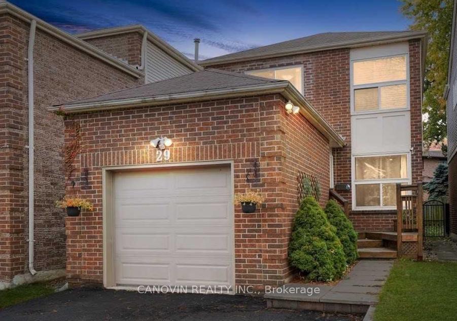 Photo 1 of Unit Bsmt, 29 Jonathan Gate, Vaughan, Crestwood-Springfarm-Yorkhill — HOMEH