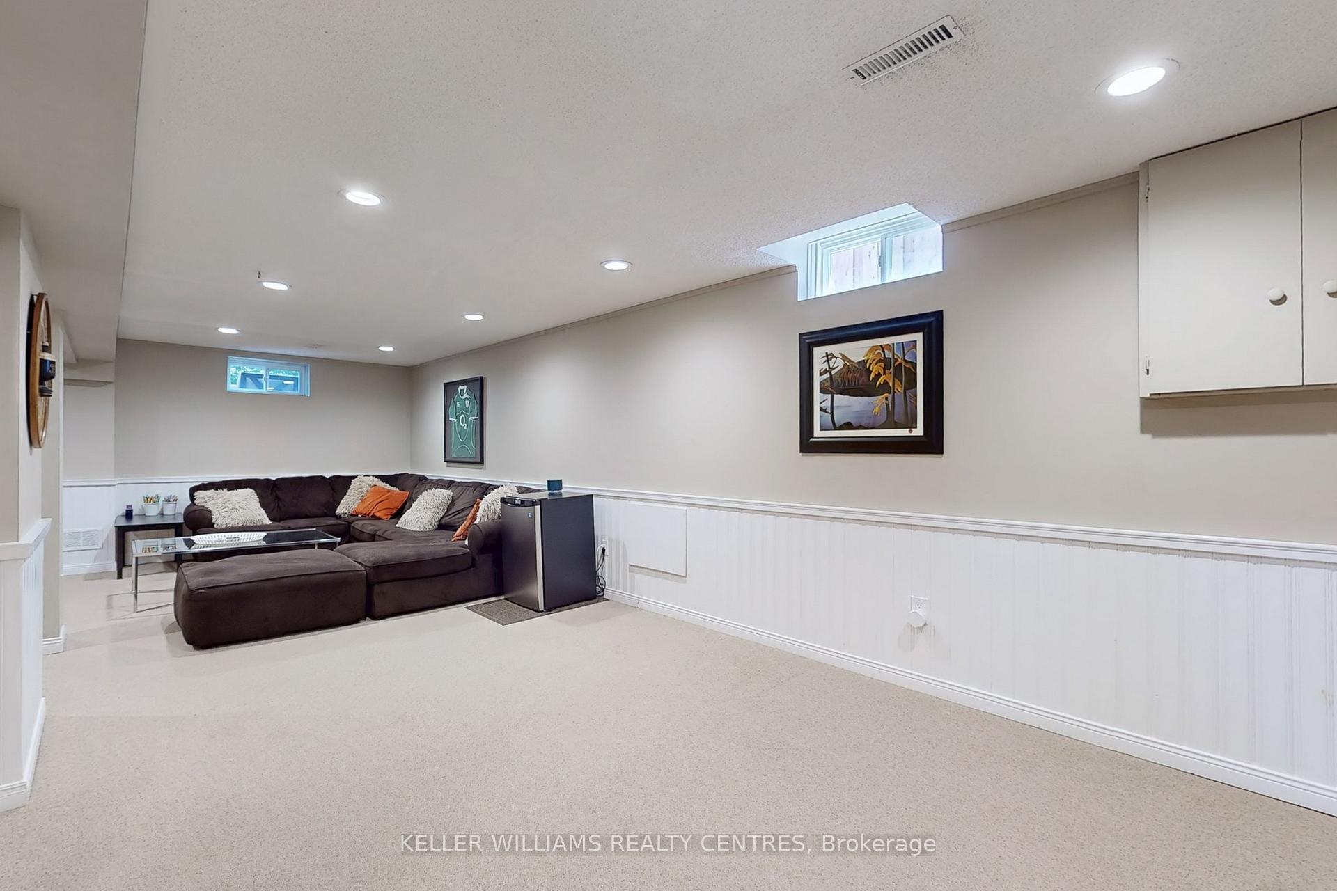 Photo 29 of 31 Avondale Crescent, Aurora, Aurora Village — HOMEH