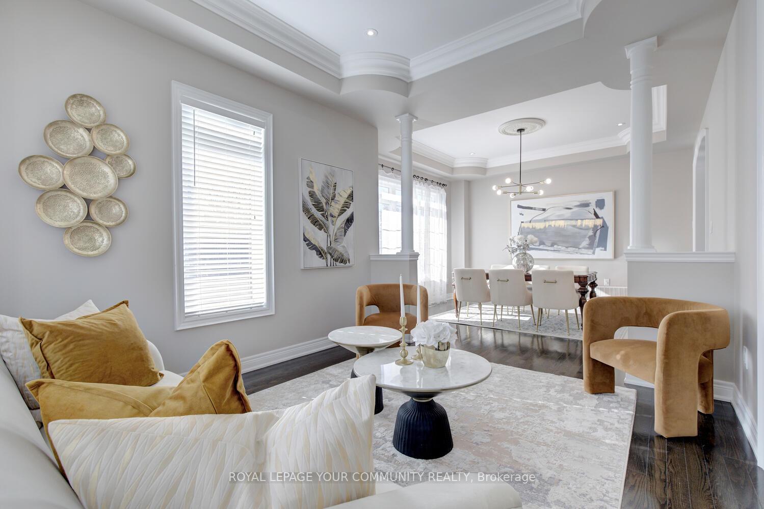 Photo 3 of 38 Alrob Court, Vaughan, Patterson — HOMEH