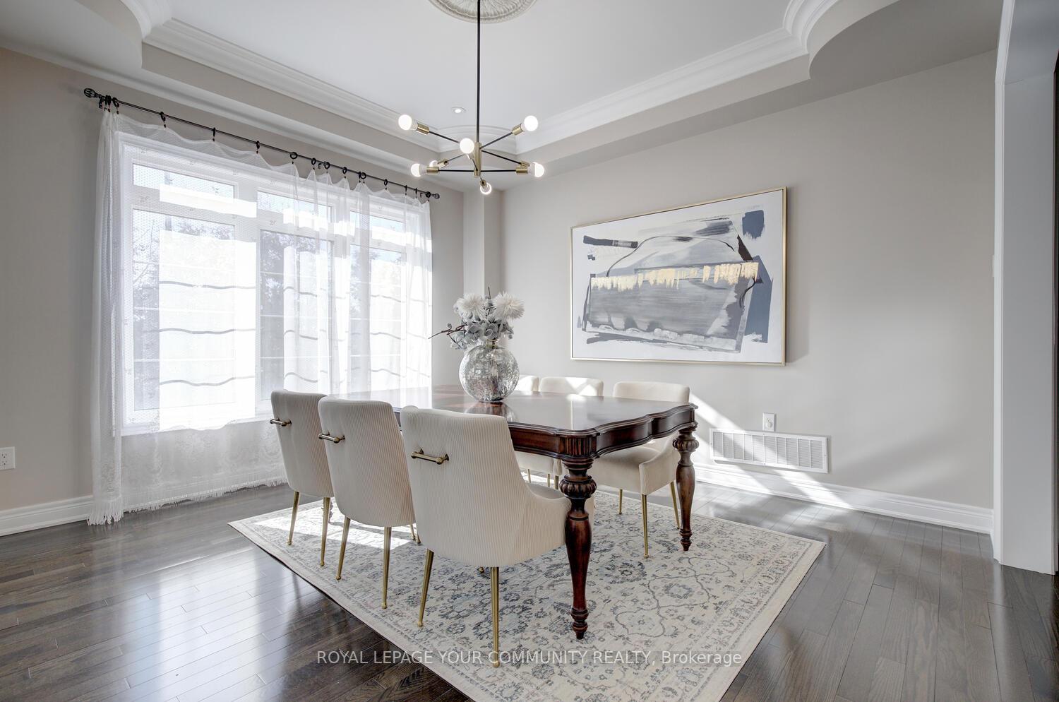 Photo 7 of 38 Alrob Court, Vaughan, Patterson — HOMEH