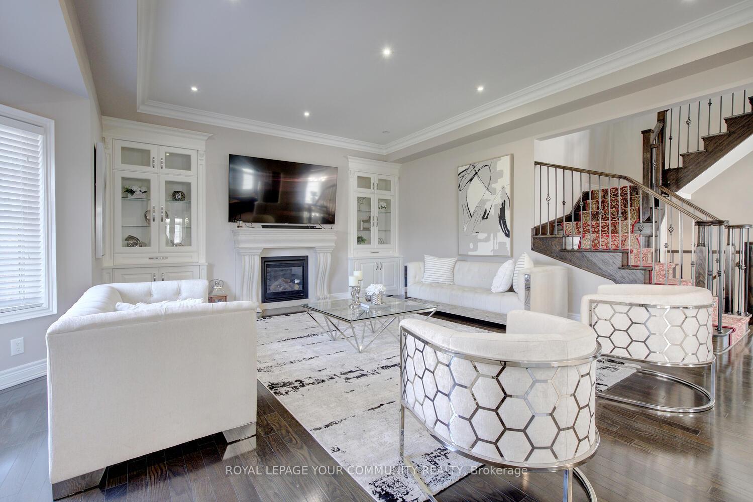 Photo 12 of 38 Alrob Court, Vaughan, Patterson — HOMEH