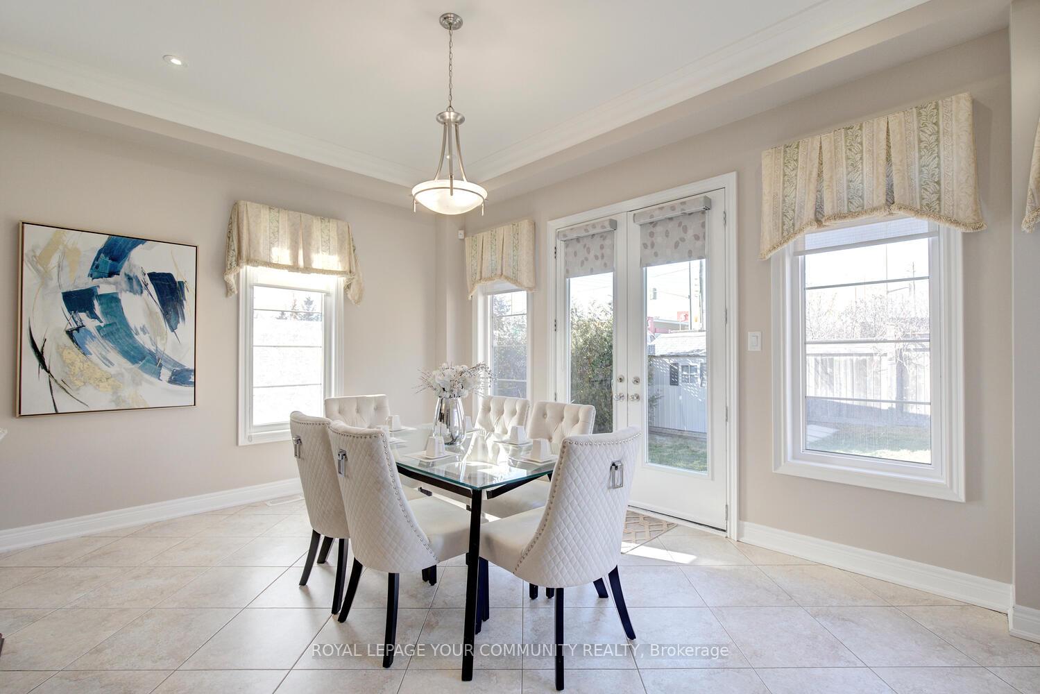Photo 22 of 38 Alrob Court, Vaughan, Patterson — HOMEH