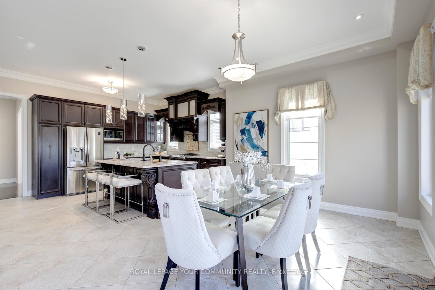Photo 23 of 38 Alrob Court, Vaughan, Patterson — HOMEH