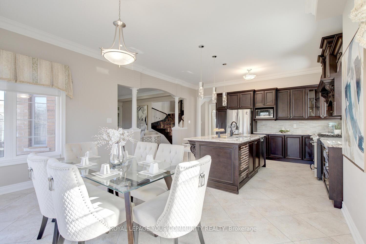 Photo 24 of 38 Alrob Court, Vaughan, Patterson — HOMEH
