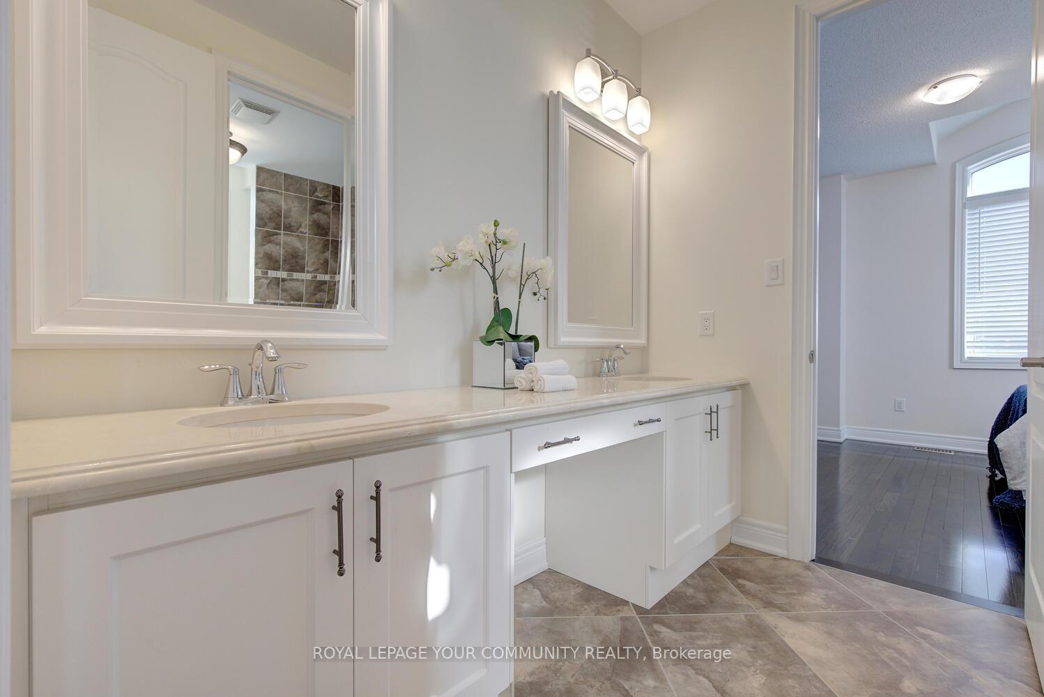 Photo 32 of 38 Alrob Court, Vaughan, Patterson — HOMEH