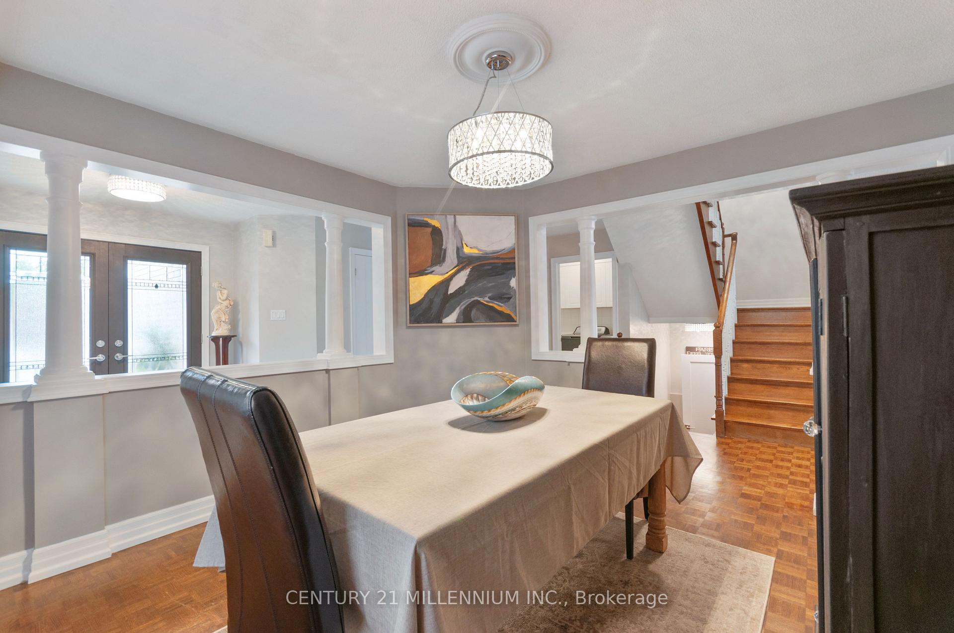 Photo 11 of 286 Royalpark Way, Vaughan, Elder Mills — HOMEH