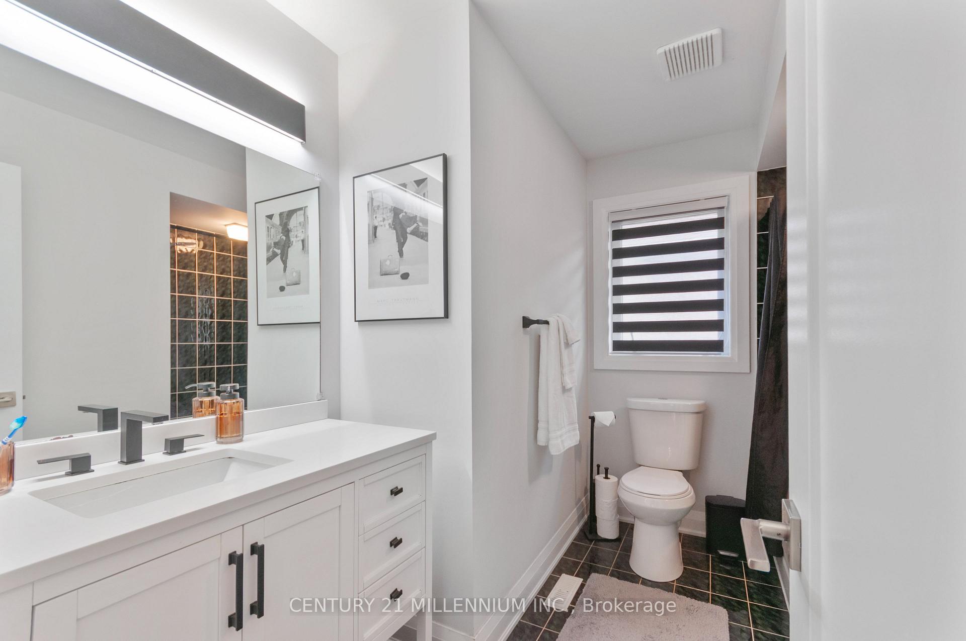 Photo 24 of 286 Royalpark Way, Vaughan, Elder Mills — HOMEH