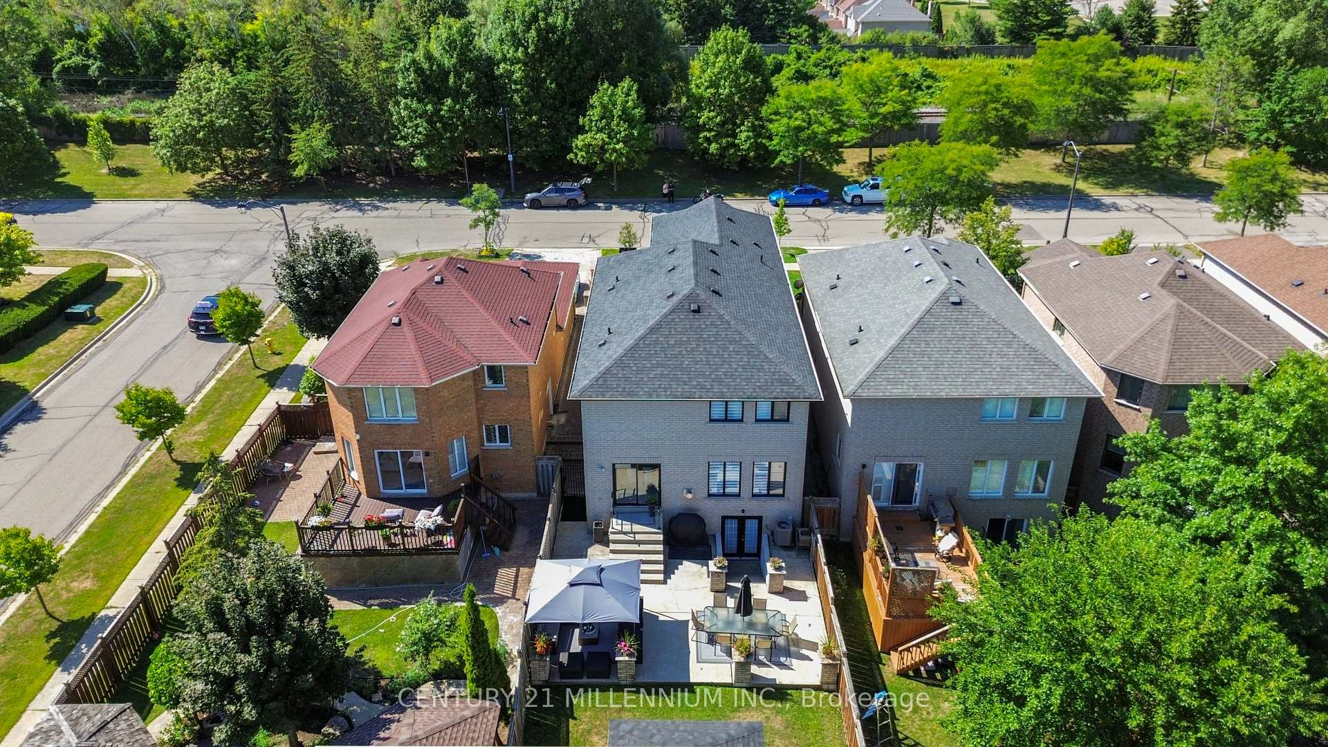 Photo 38 of 286 Royalpark Way, Vaughan, Elder Mills — HOMEH