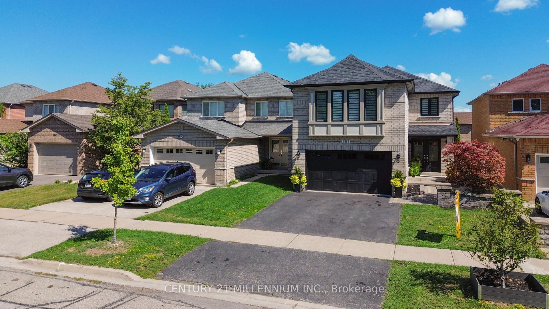 Photo 39 of 286 Royalpark Way, Vaughan, Elder Mills — HOMEH
