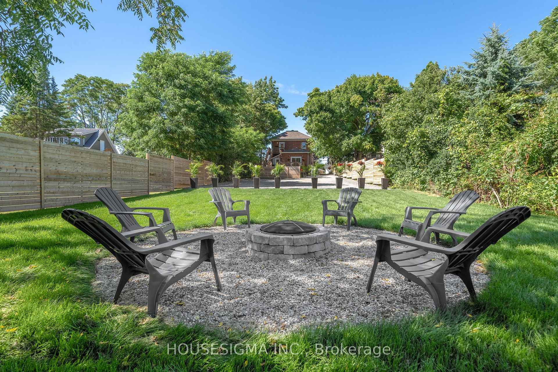 Photo 5 of 319 Main Street E, Prince Edward County, Wellington Ward — HOMEH