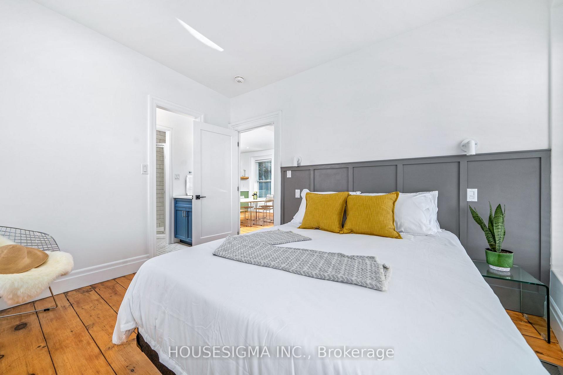 Photo 13 of 319 Main Street E, Prince Edward County, Wellington Ward — HOMEH