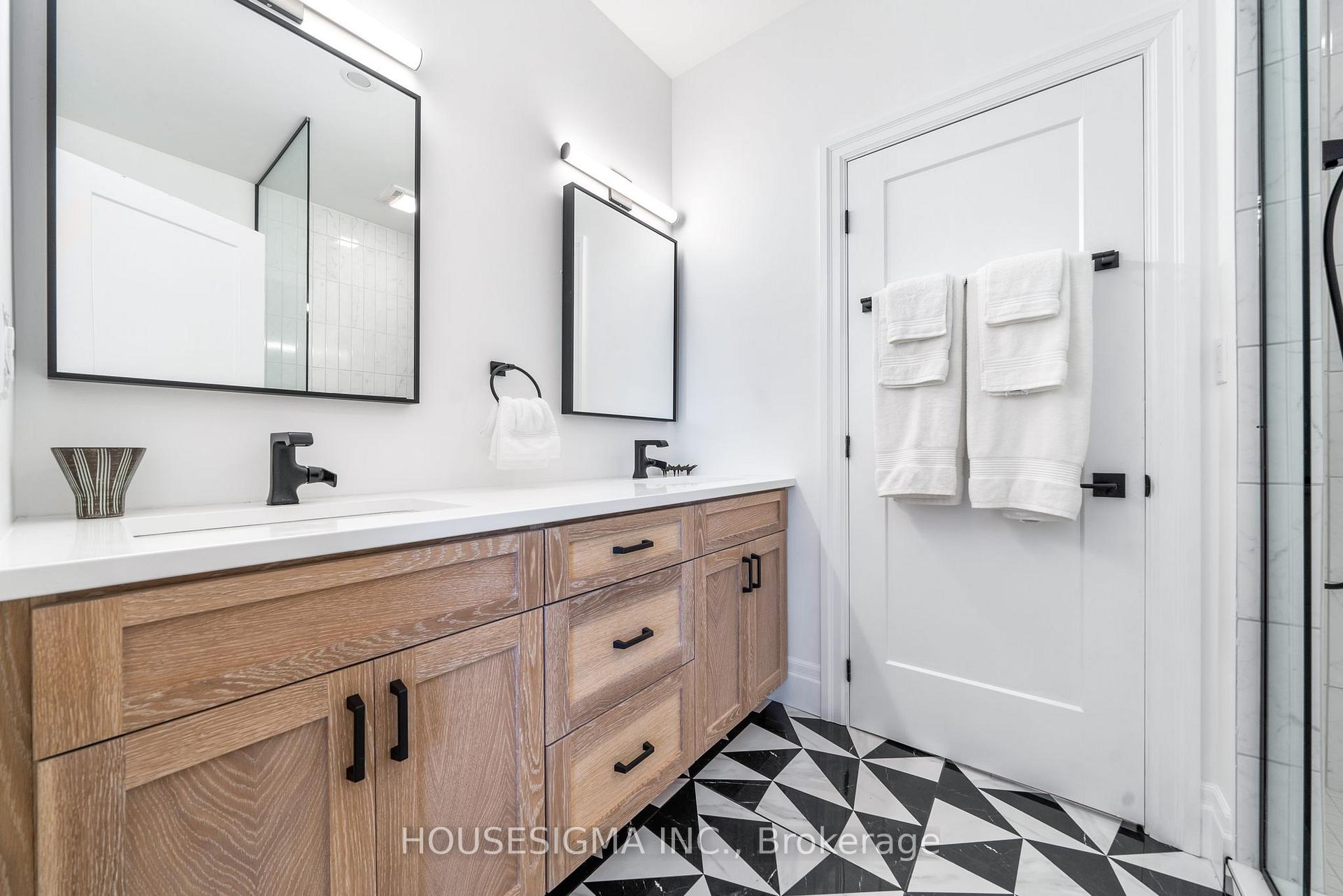 Photo 16 of 319 Main Street E, Prince Edward County, Wellington Ward — HOMEH