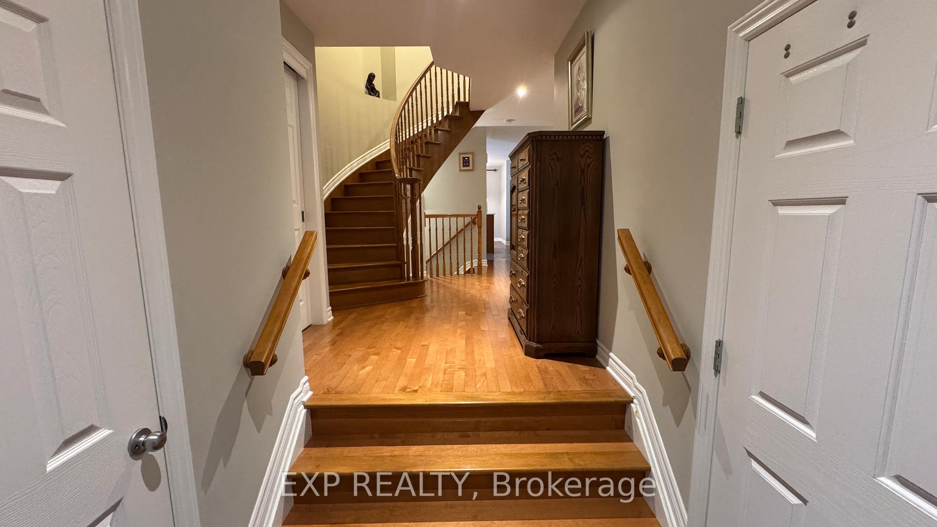 Photo 4 of 356 Tourmaline Crescent, Ottawa, Barrhaven - Strandherd — HOMEH