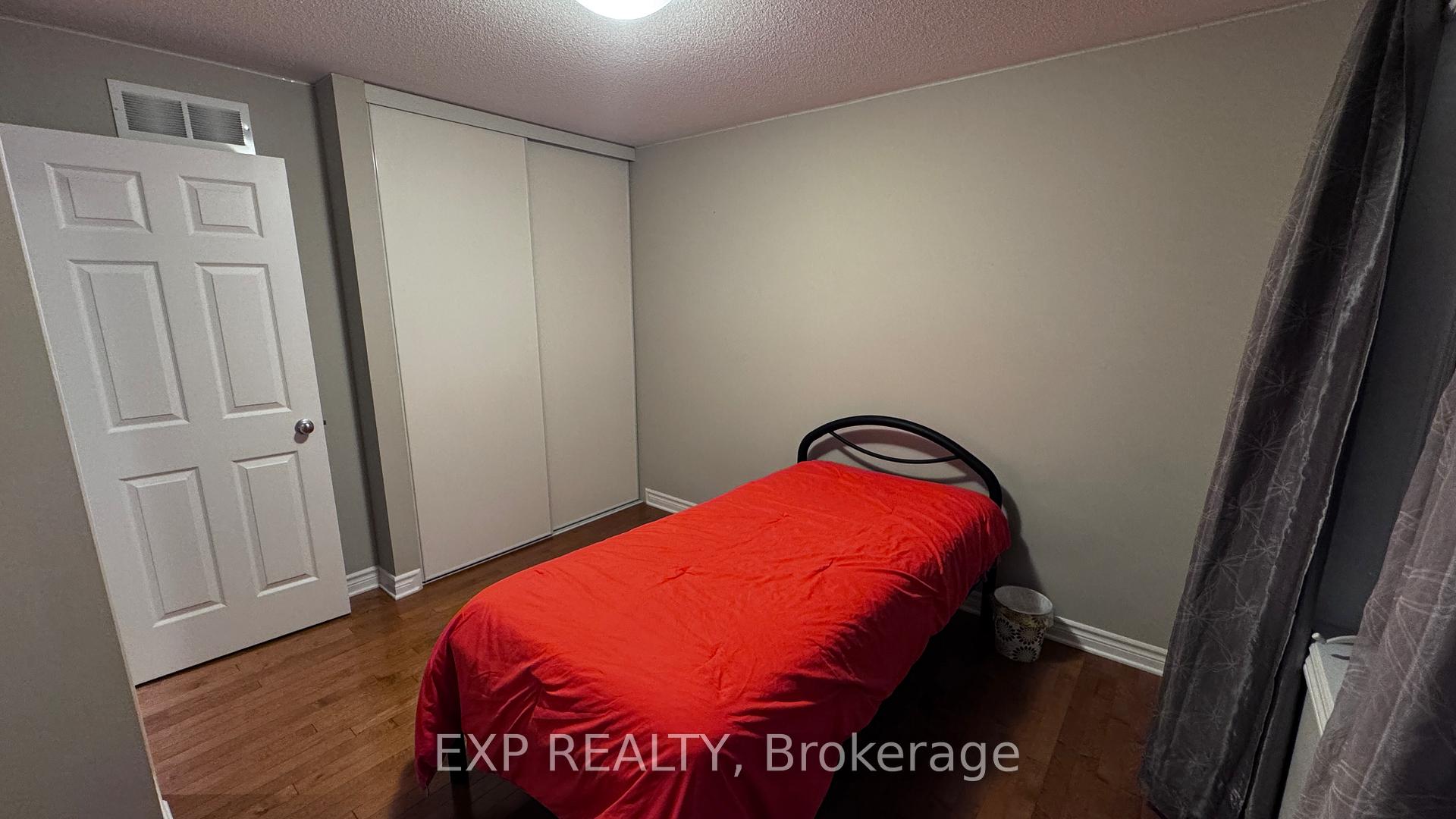 Photo 23 of 356 Tourmaline Crescent, Ottawa, Barrhaven - Strandherd — HOMEH