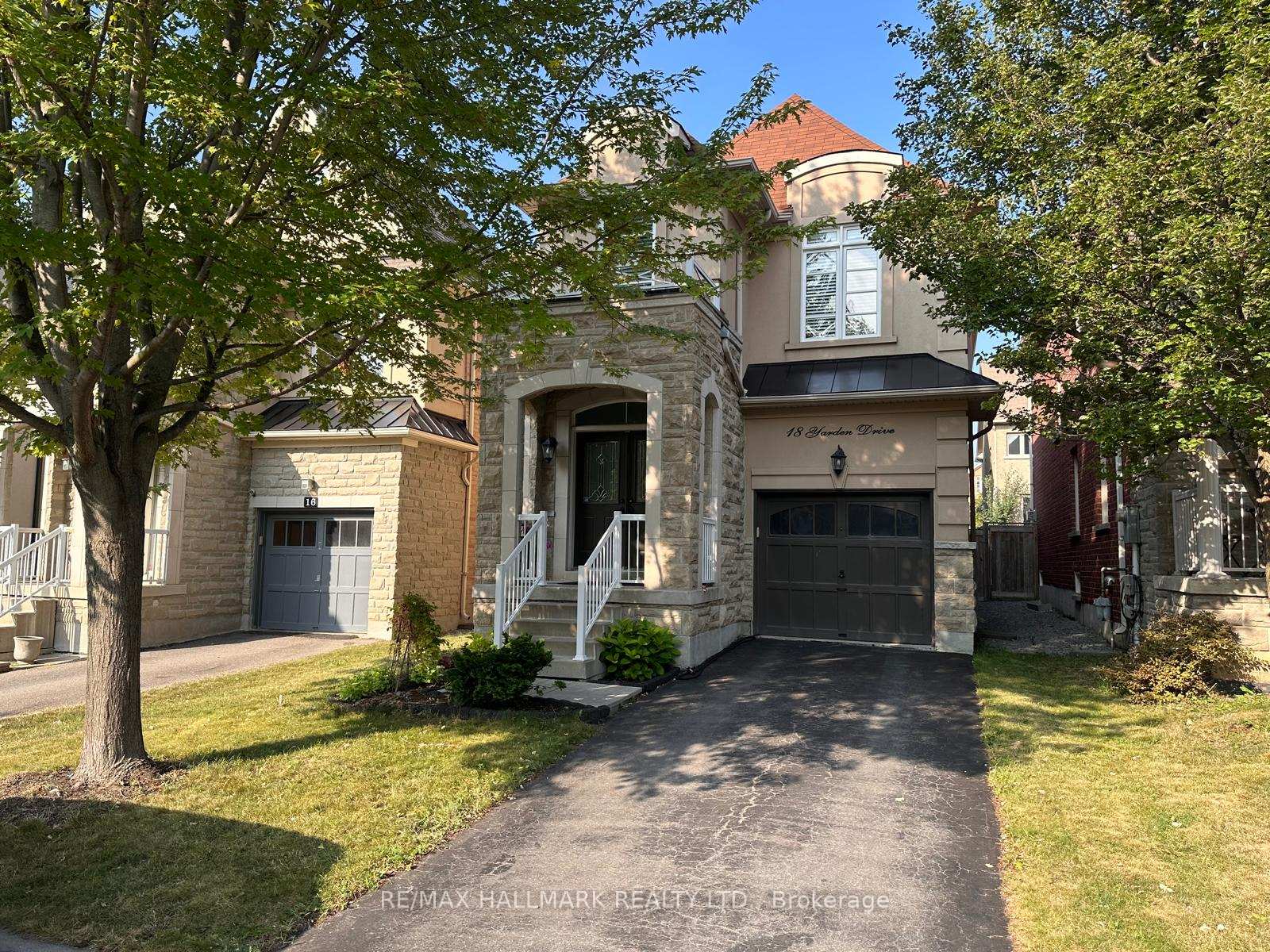 Photo 1 of 18 Yarden Drive, Vaughan, Patterson — HOMEH
