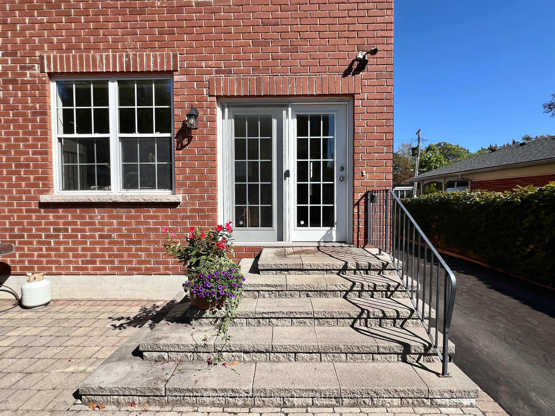 Photo 32 of 252 William Street, Belleville, Belleville Ward — HOMEH